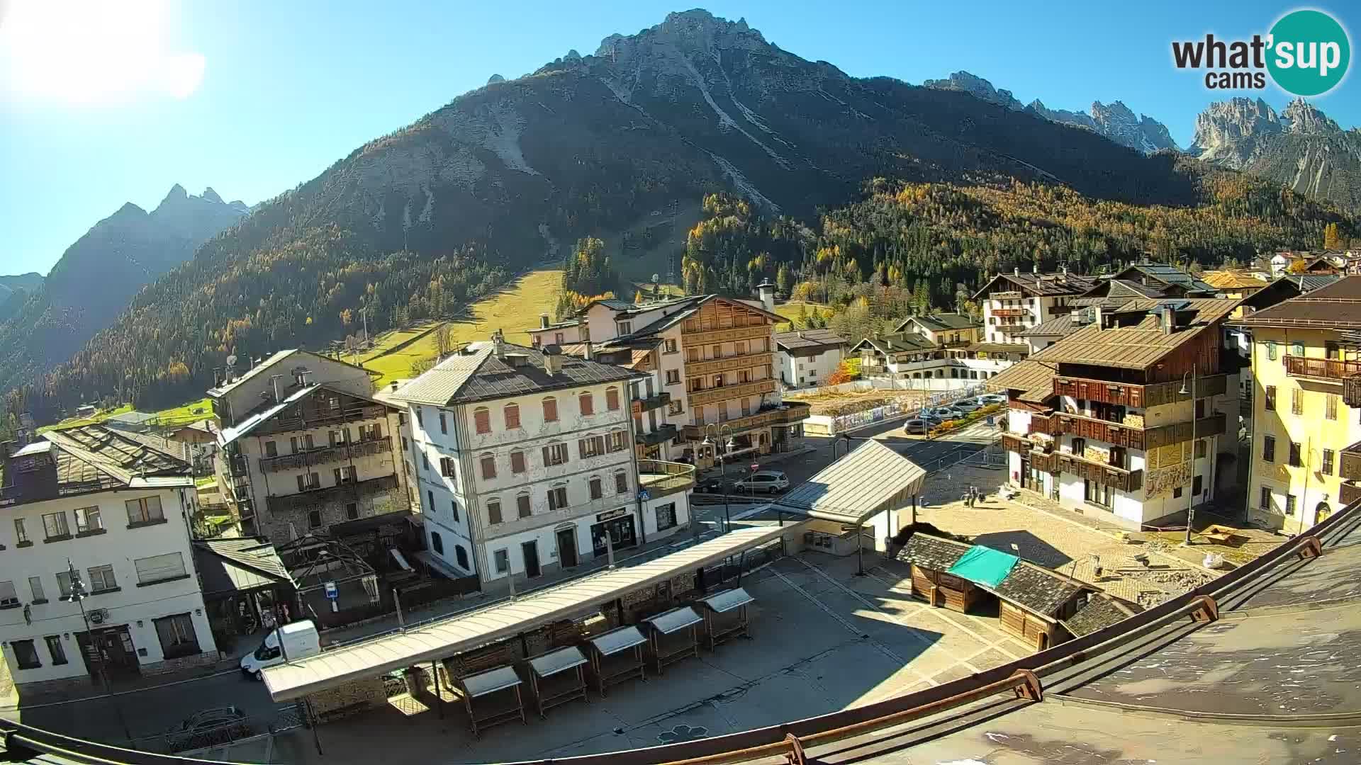 Hauptplatz von Forni di Sopra