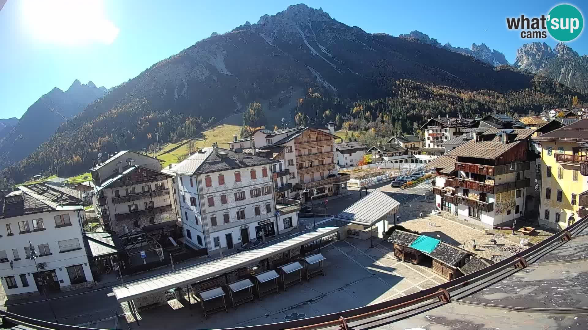 Hauptplatz von Forni di Sopra