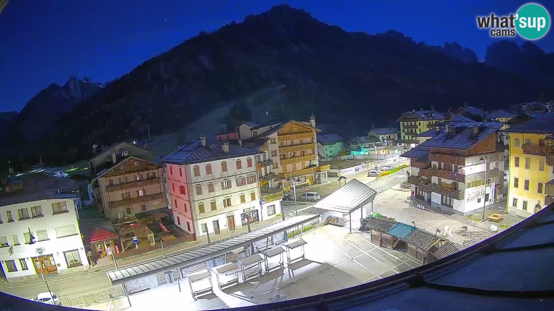 Hauptplatz von Forni di Sopra