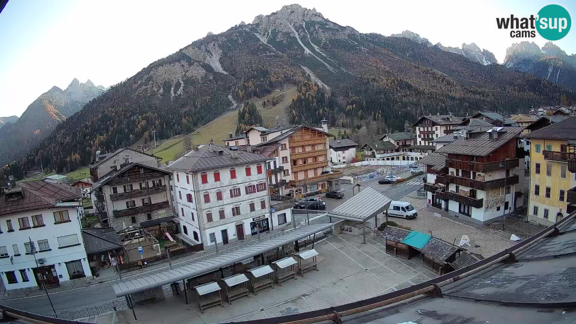 Hauptplatz von Forni di Sopra