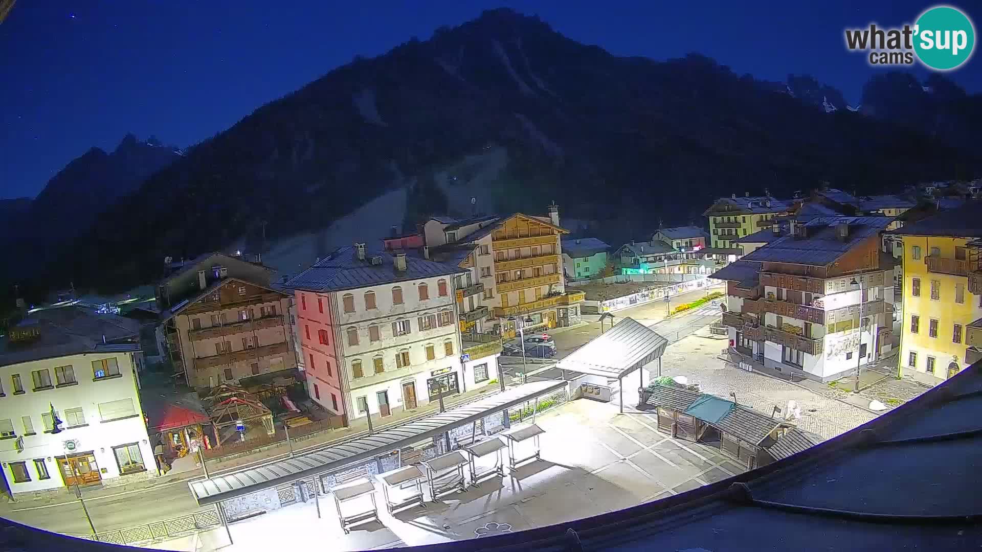 Hauptplatz von Forni di Sopra