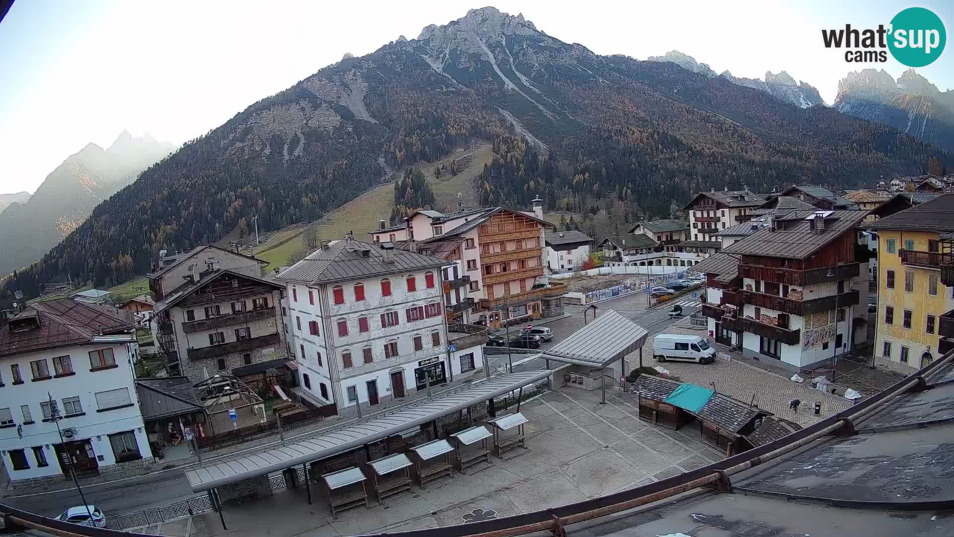 Hauptplatz von Forni di Sopra