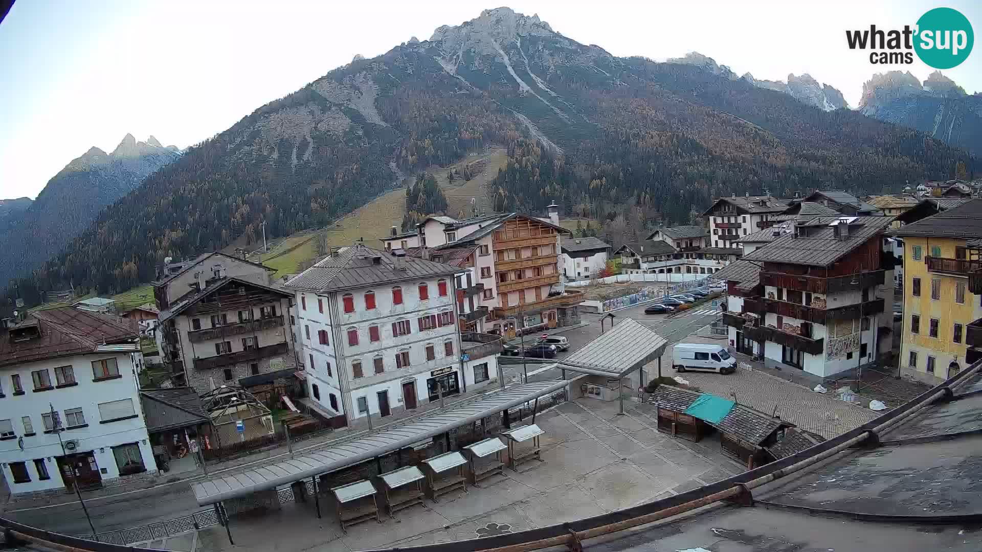Hauptplatz von Forni di Sopra