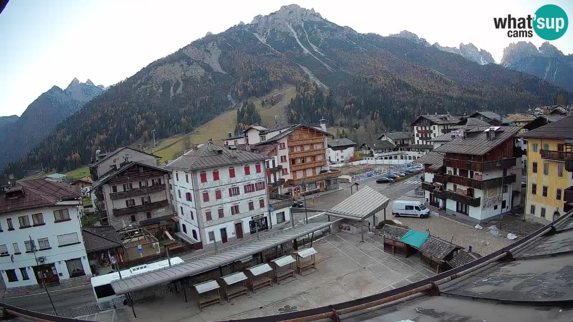 Hauptplatz von Forni di Sopra