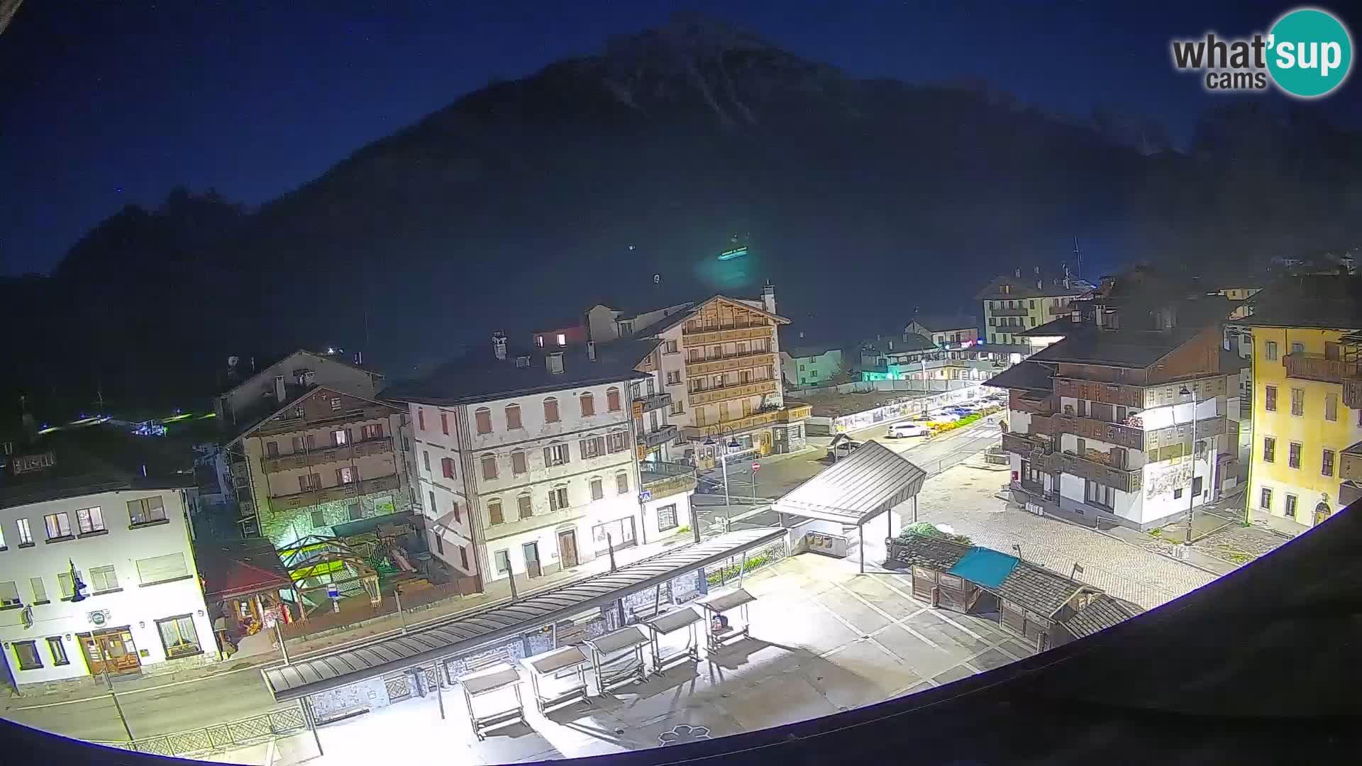 Hauptplatz von Forni di Sopra