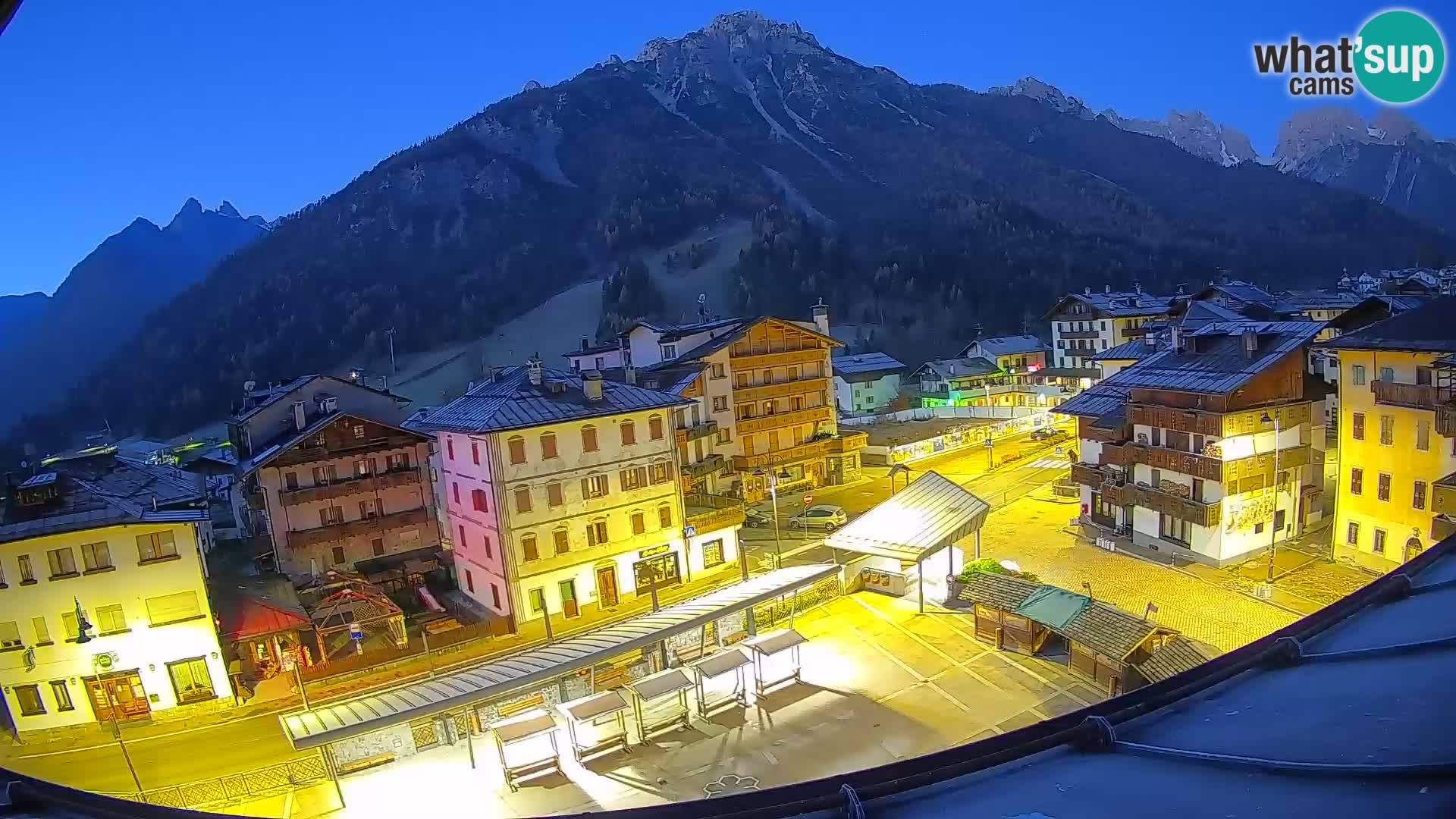 Hauptplatz von Forni di Sopra