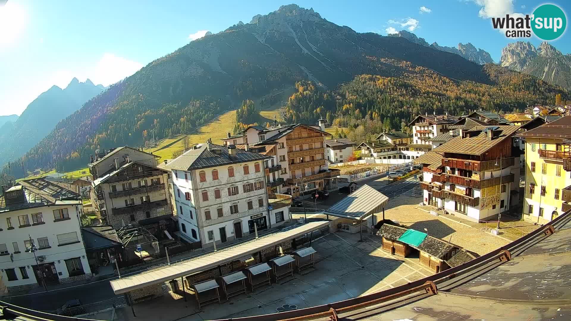 Hauptplatz von Forni di Sopra