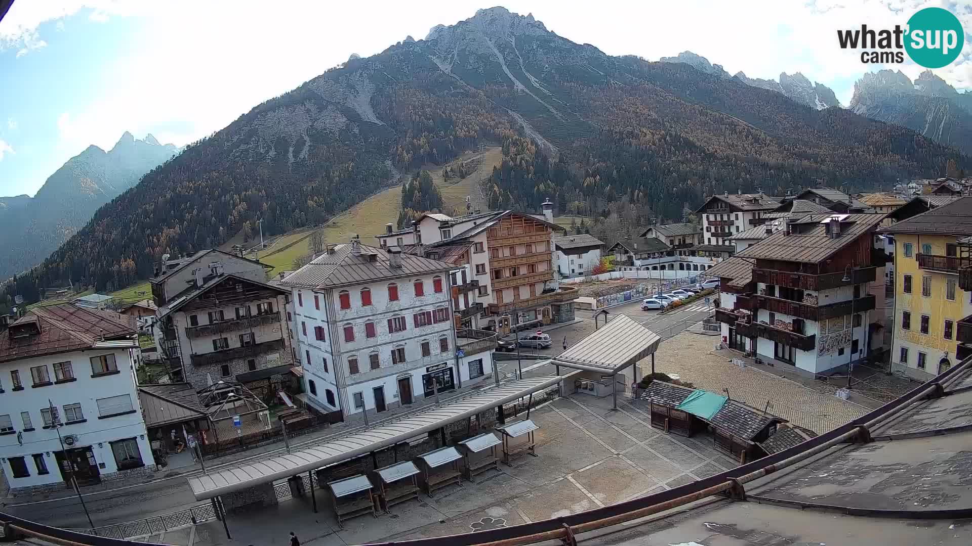 Hauptplatz von Forni di Sopra