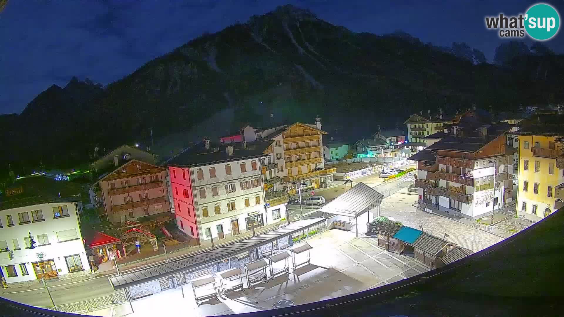 Hauptplatz von Forni di Sopra