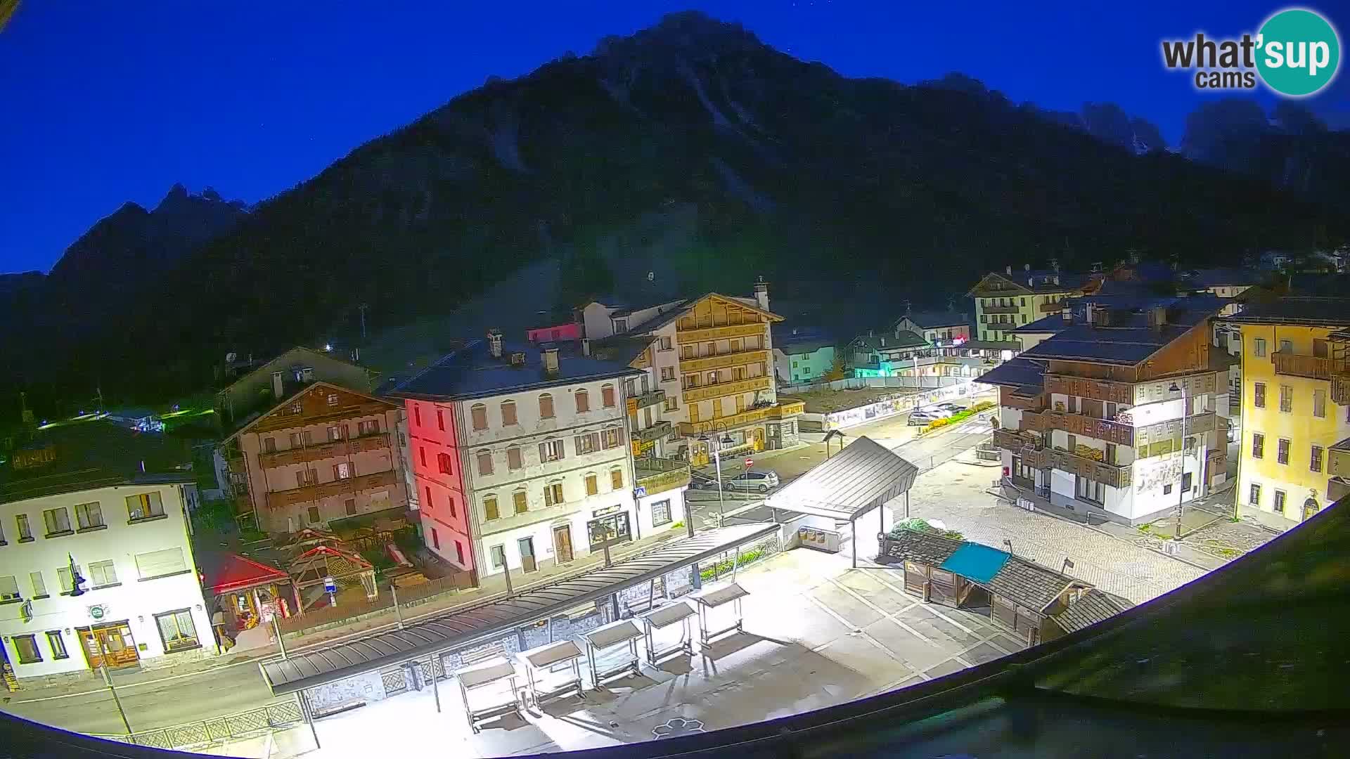 Hauptplatz von Forni di Sopra