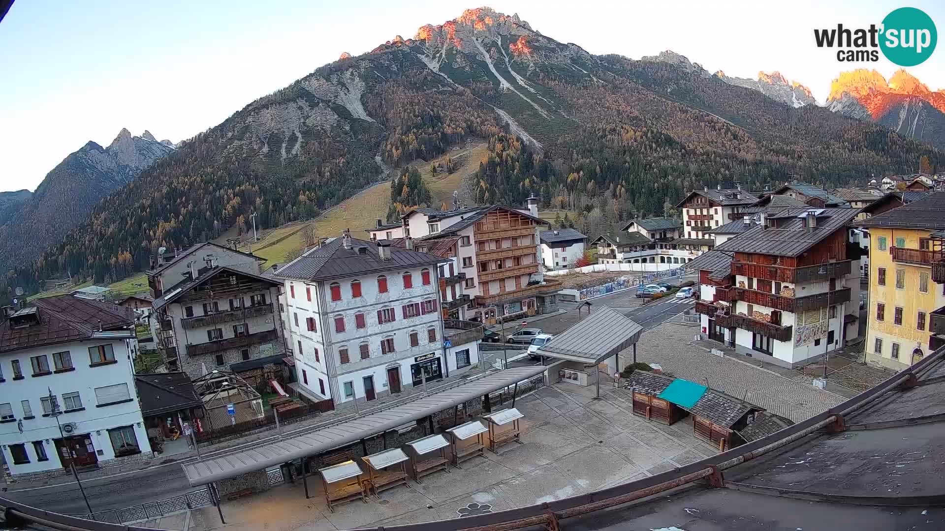Hauptplatz von Forni di Sopra