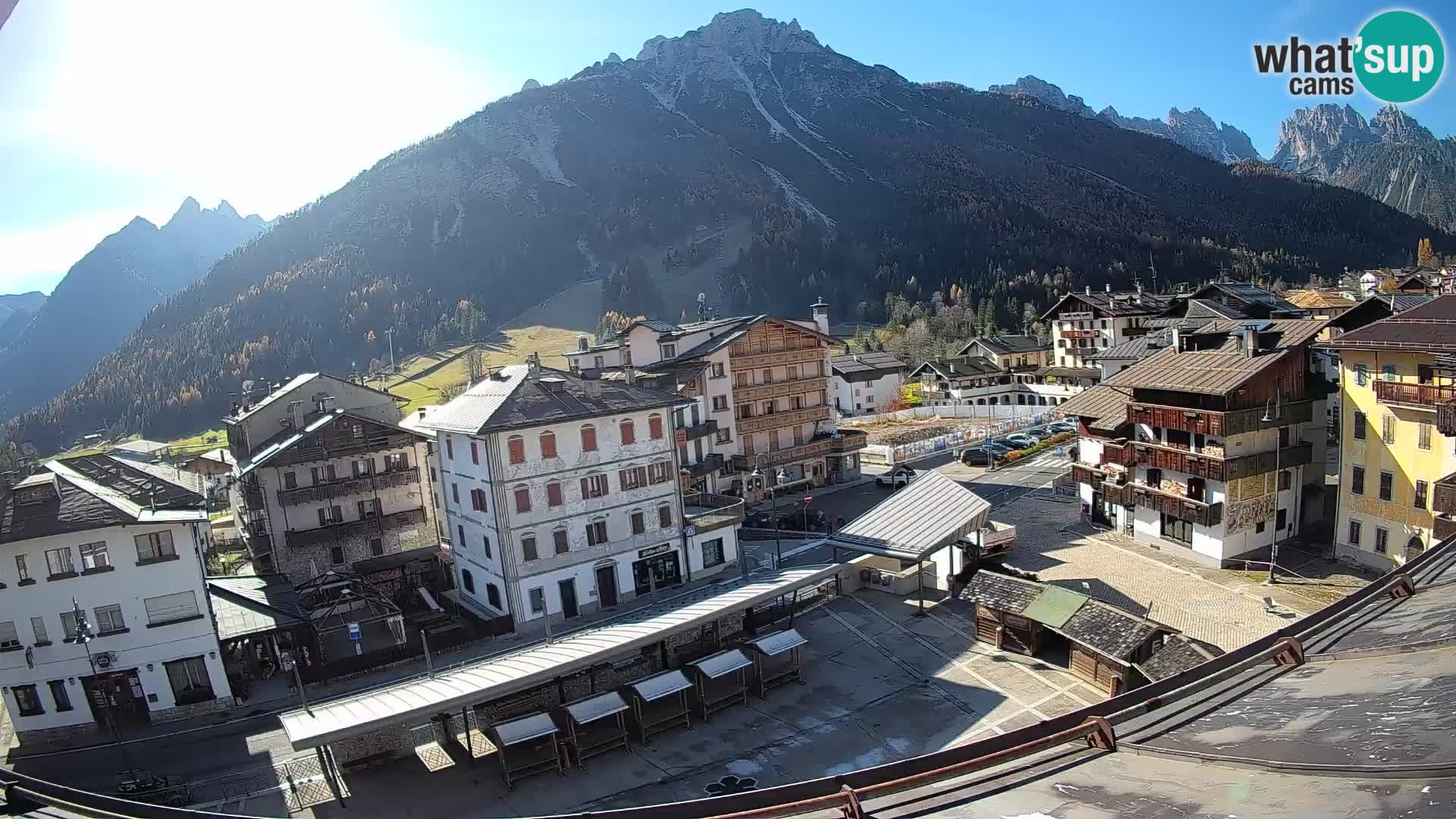 Hauptplatz von Forni di Sopra