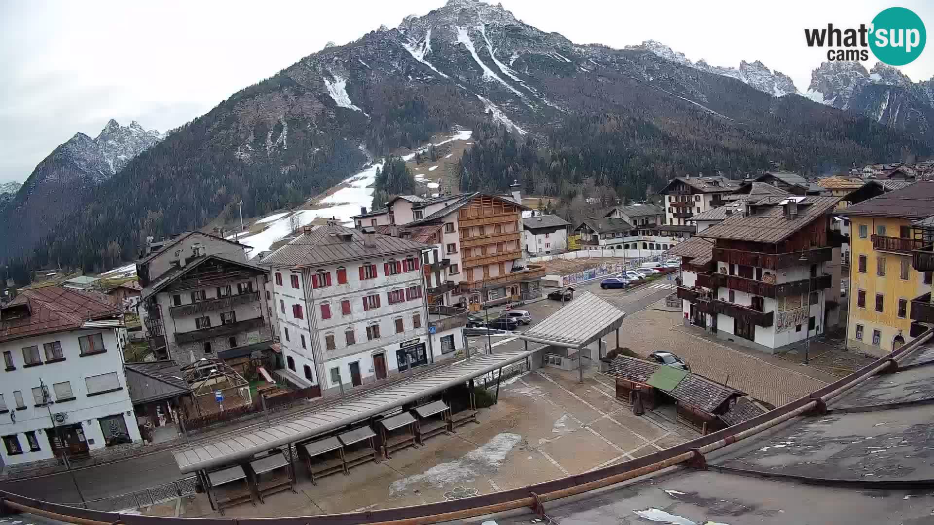 Hauptplatz von Forni di Sopra