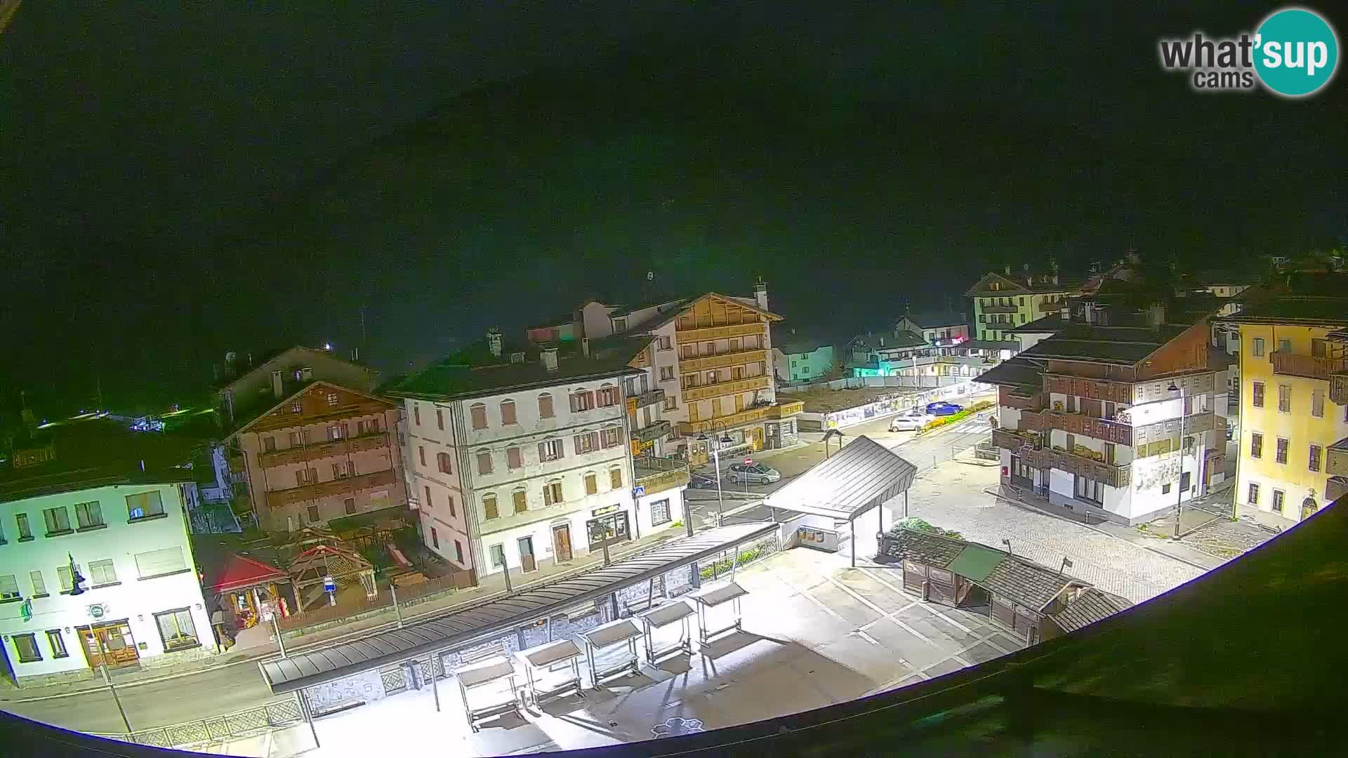 Hauptplatz von Forni di Sopra