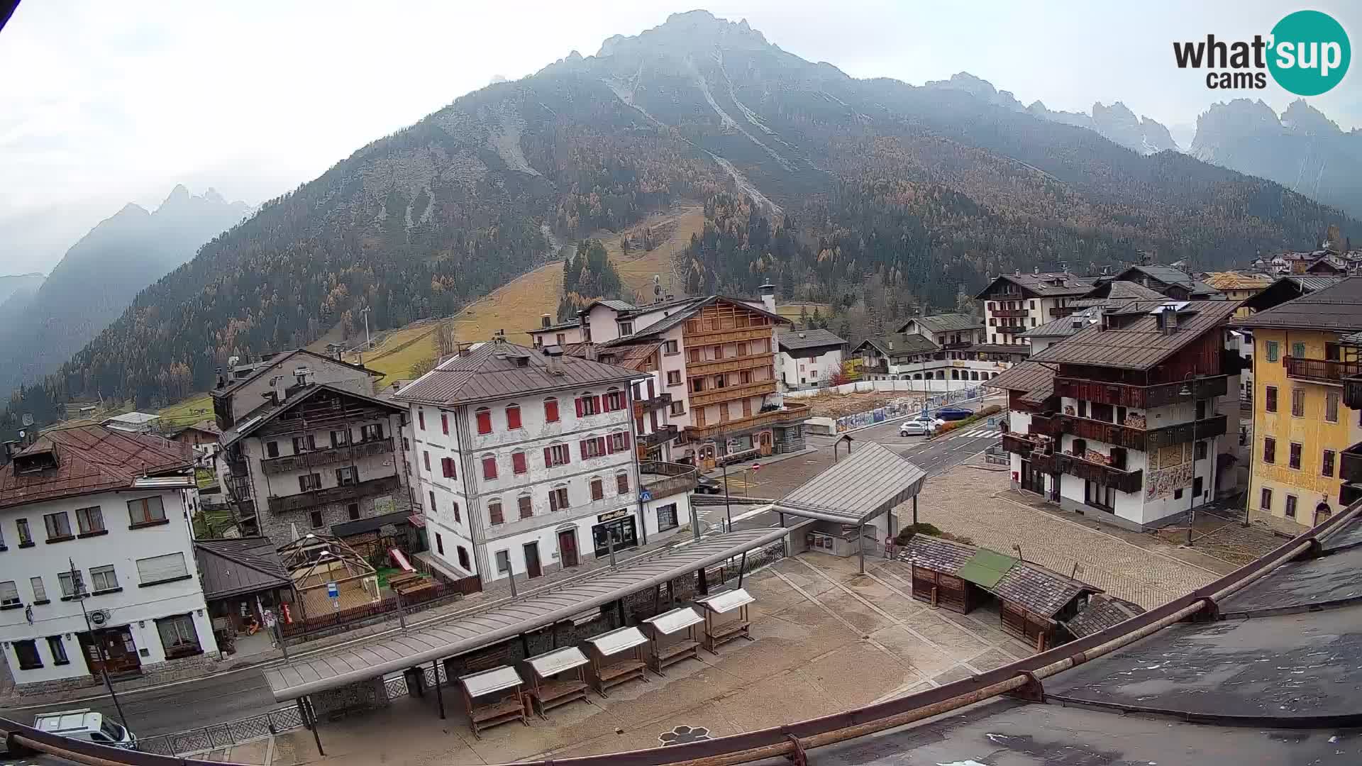 Hauptplatz von Forni di Sopra