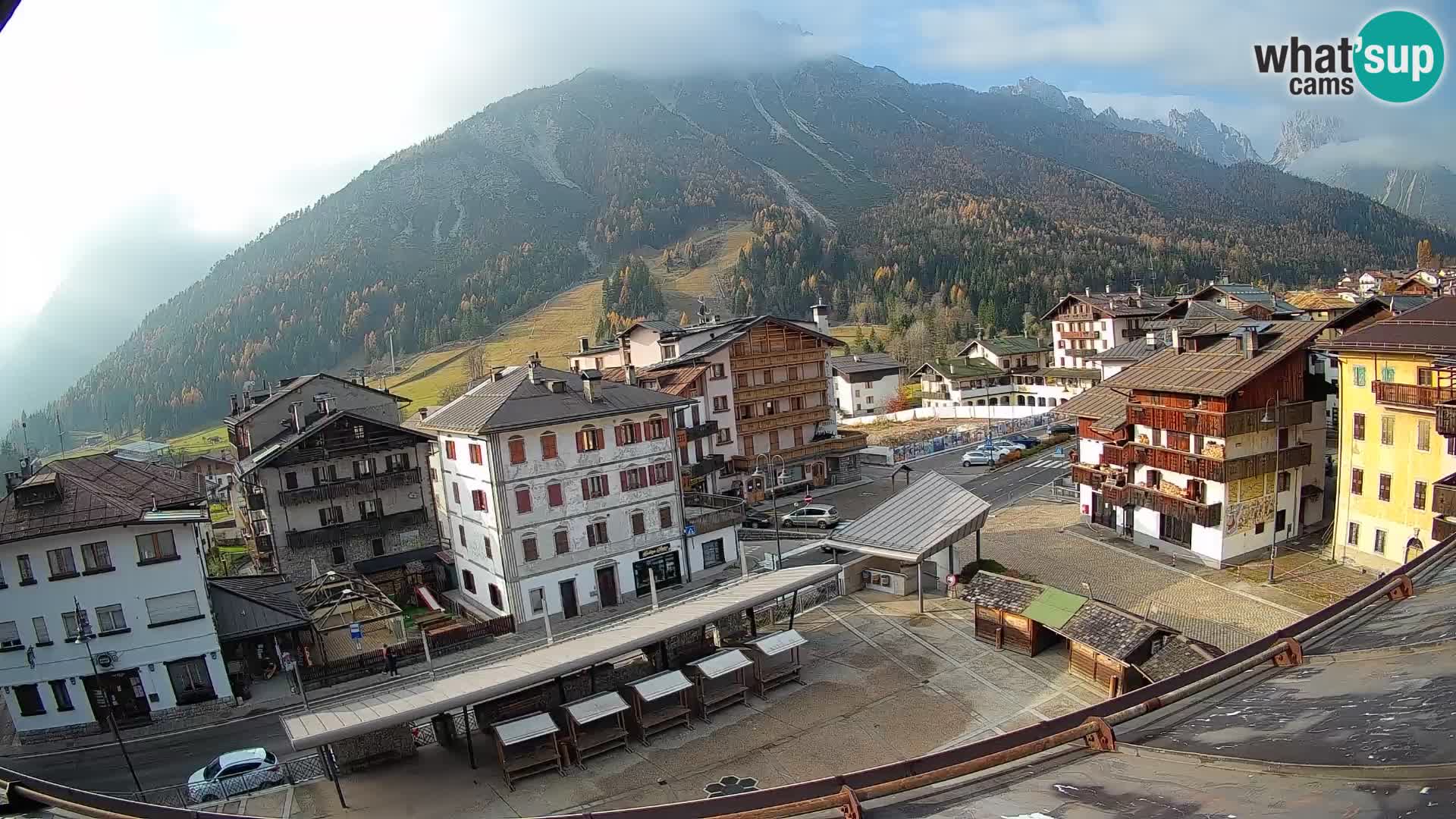 Hauptplatz von Forni di Sopra