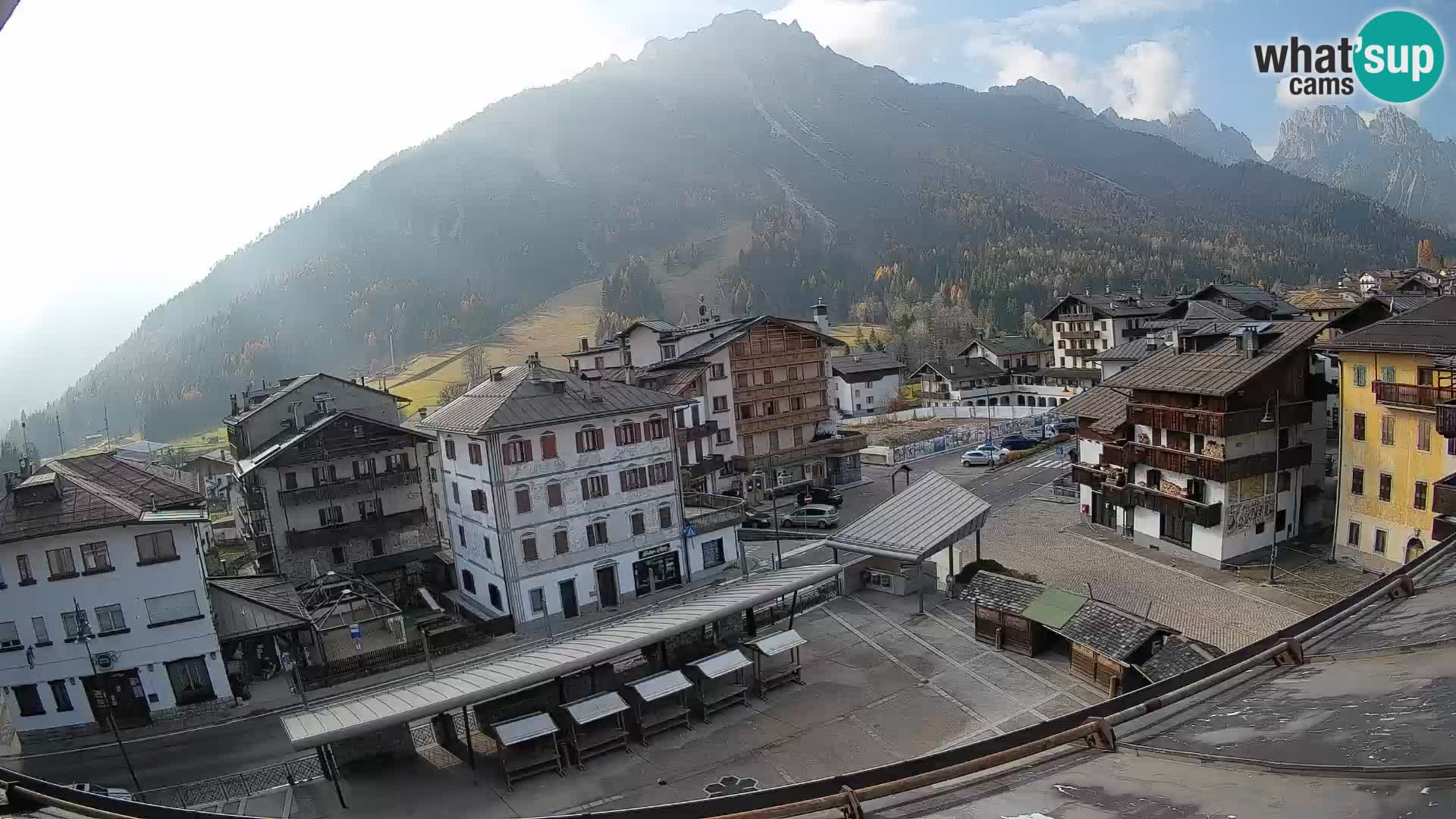 Piazza centrale di Forni di Sopra