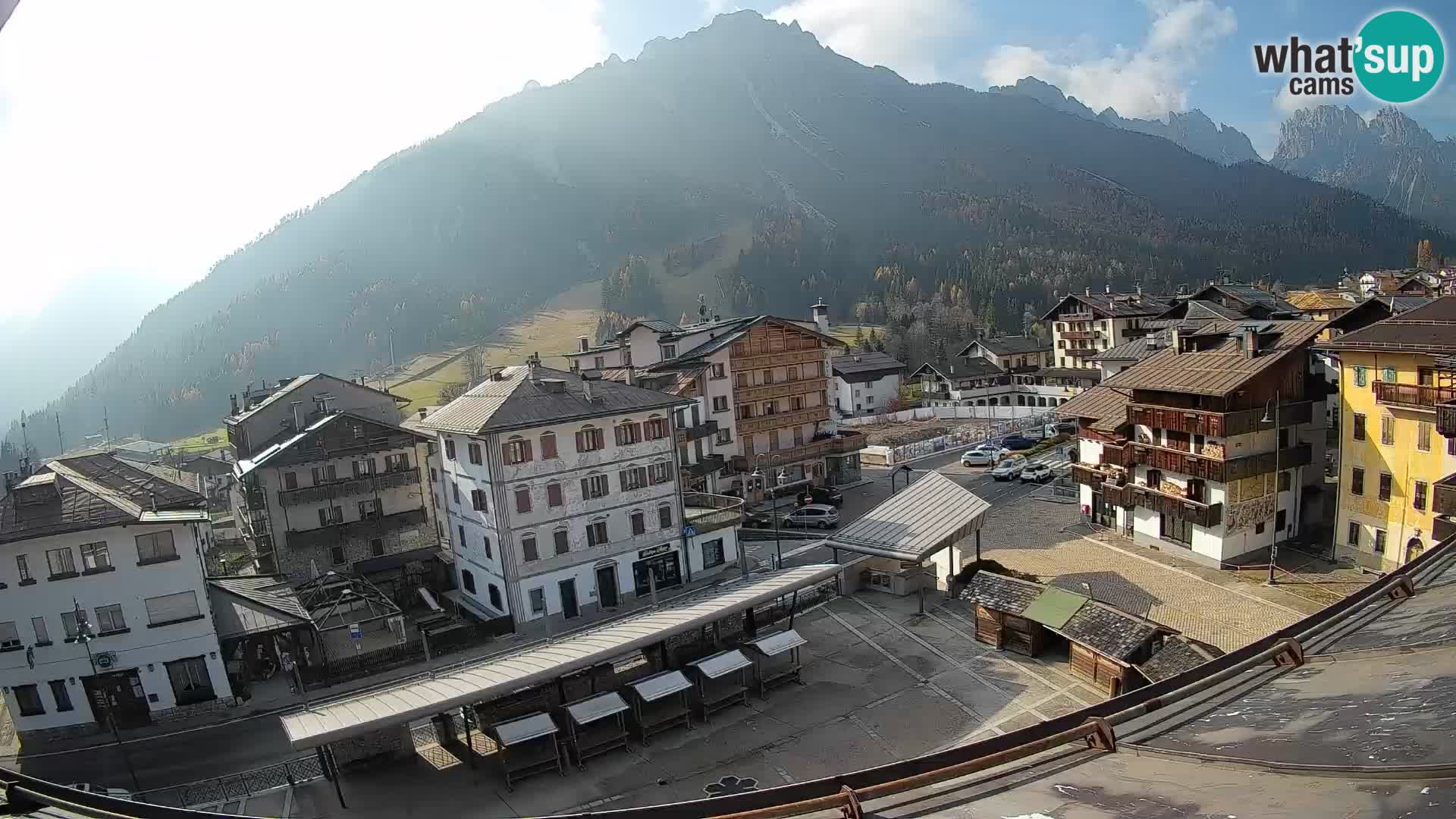 Piazza centrale di Forni di Sopra