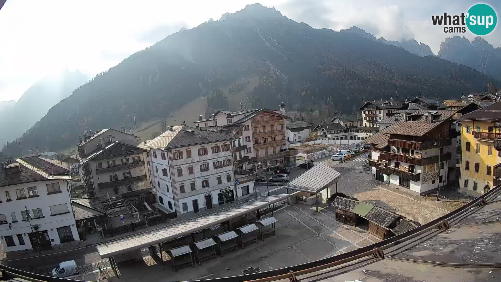 Piazza centrale di Forni di Sopra