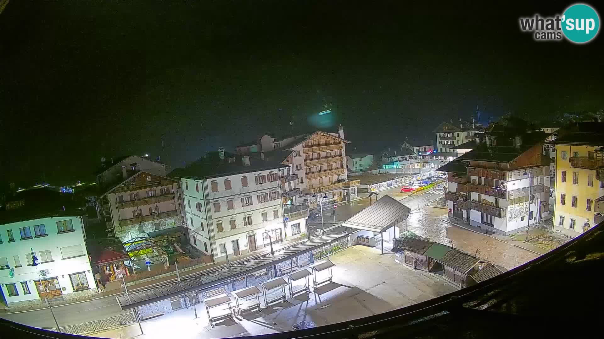 Hauptplatz von Forni di Sopra