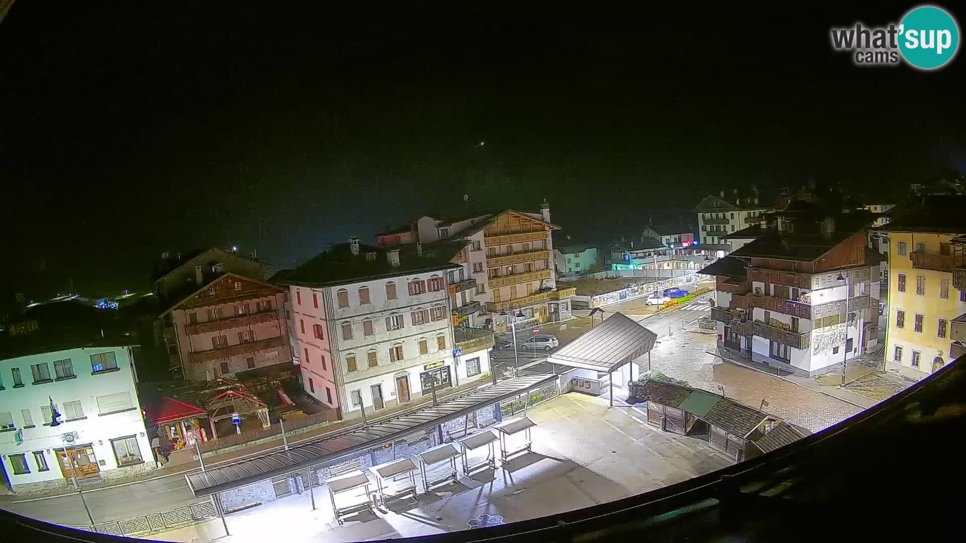 Hauptplatz von Forni di Sopra