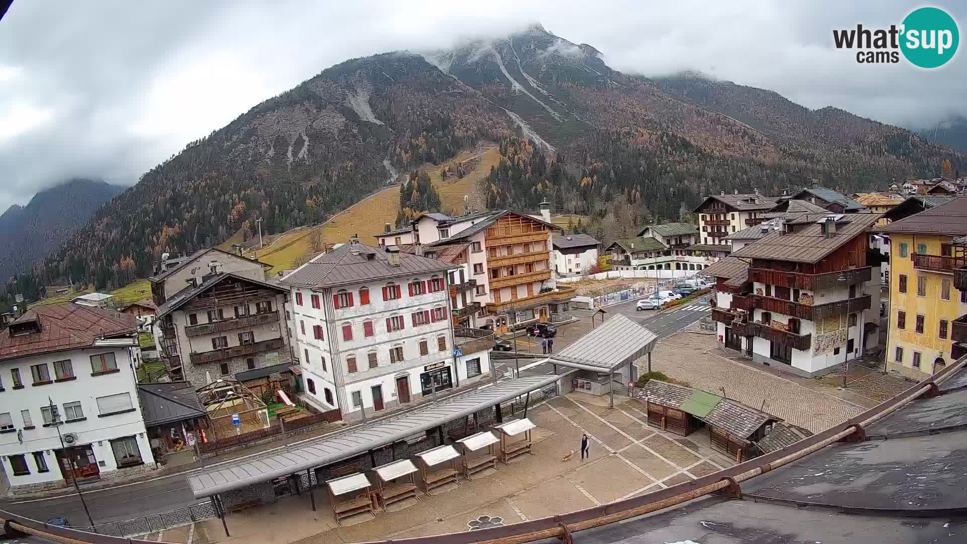Hauptplatz von Forni di Sopra