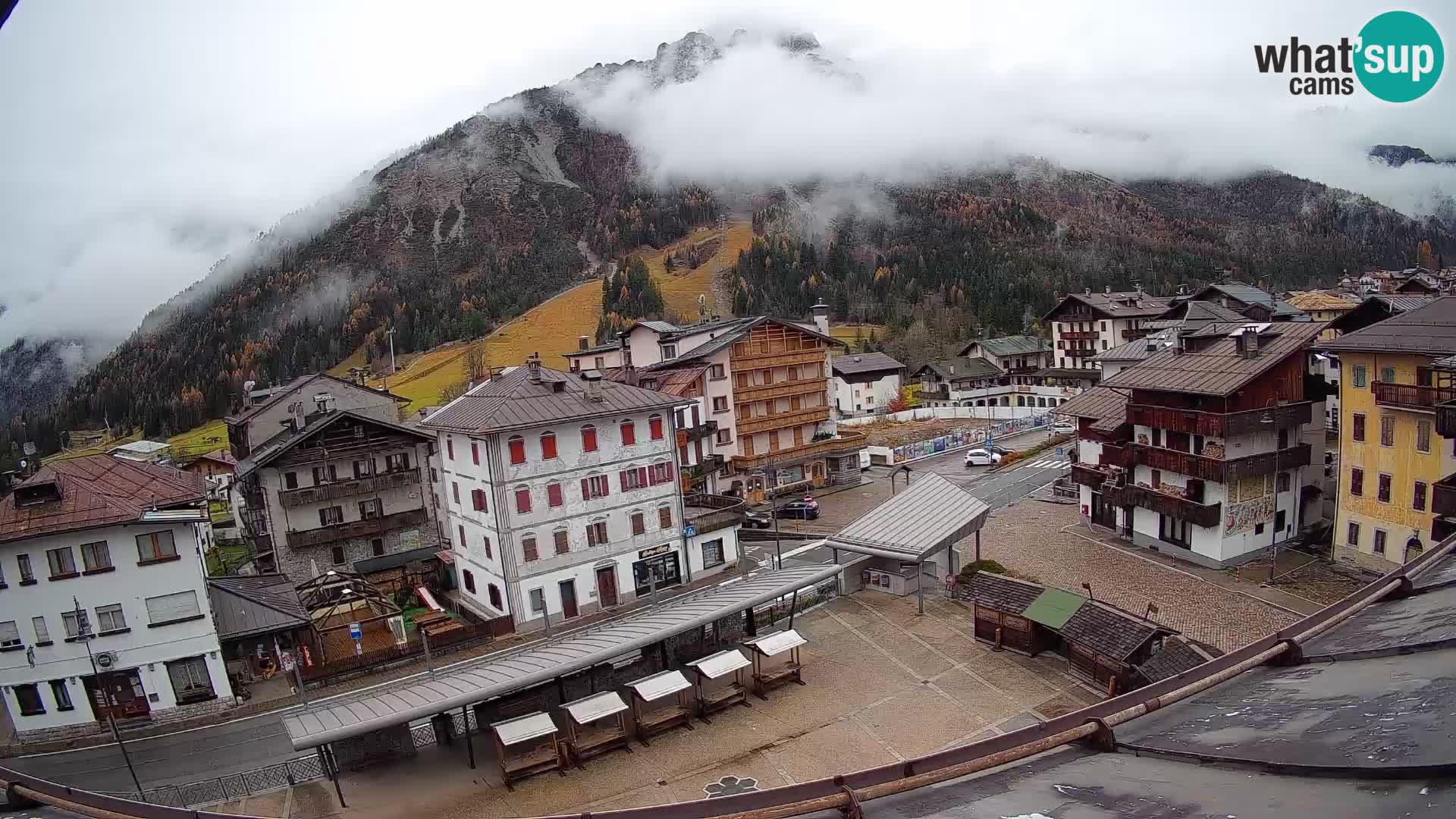 Hauptplatz von Forni di Sopra