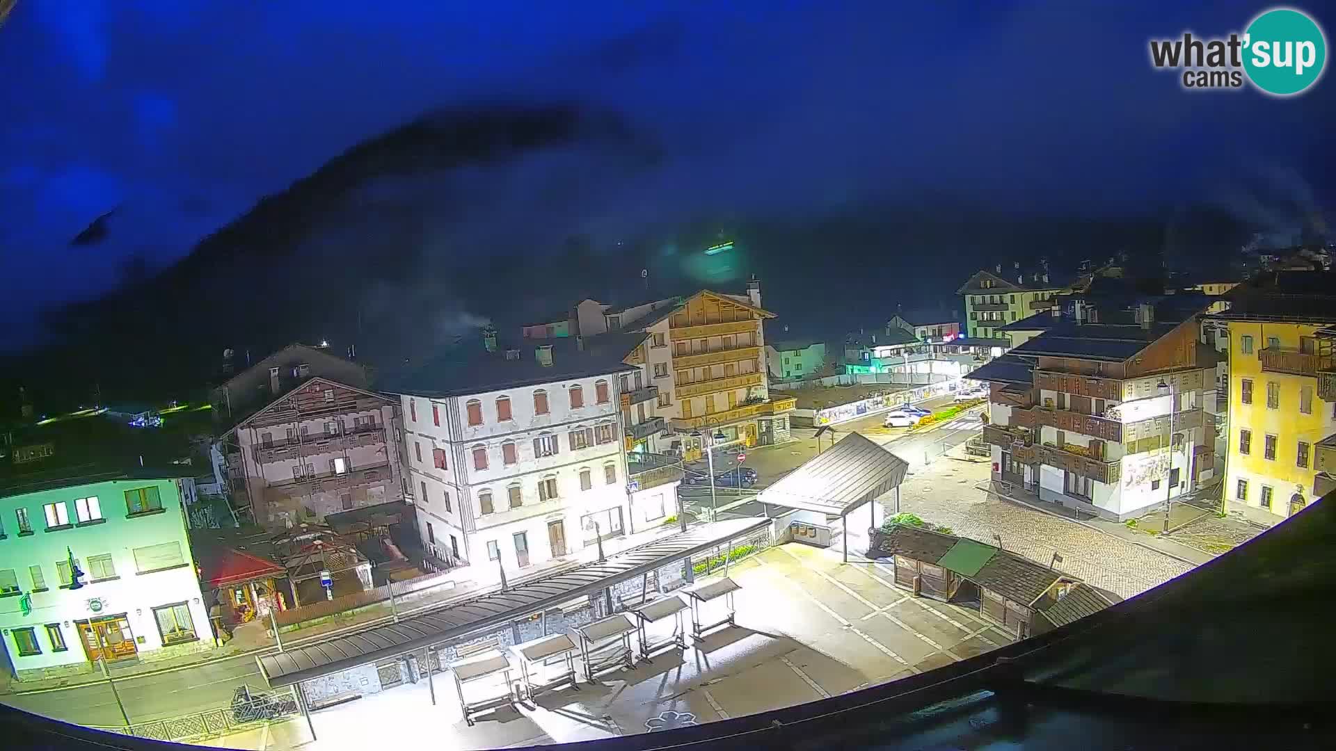 Hauptplatz von Forni di Sopra