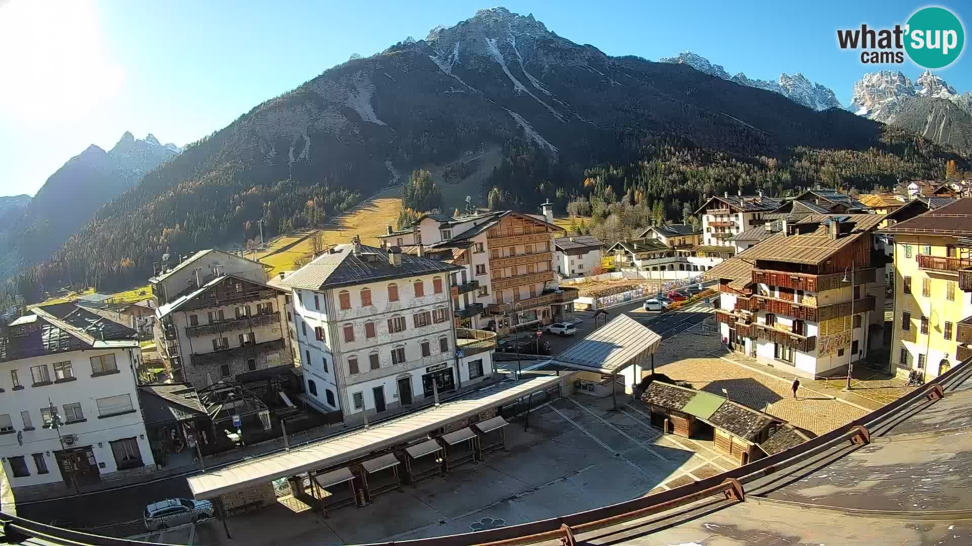Hauptplatz von Forni di Sopra