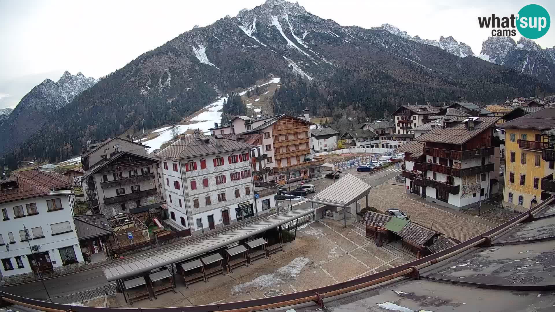 Hauptplatz von Forni di Sopra