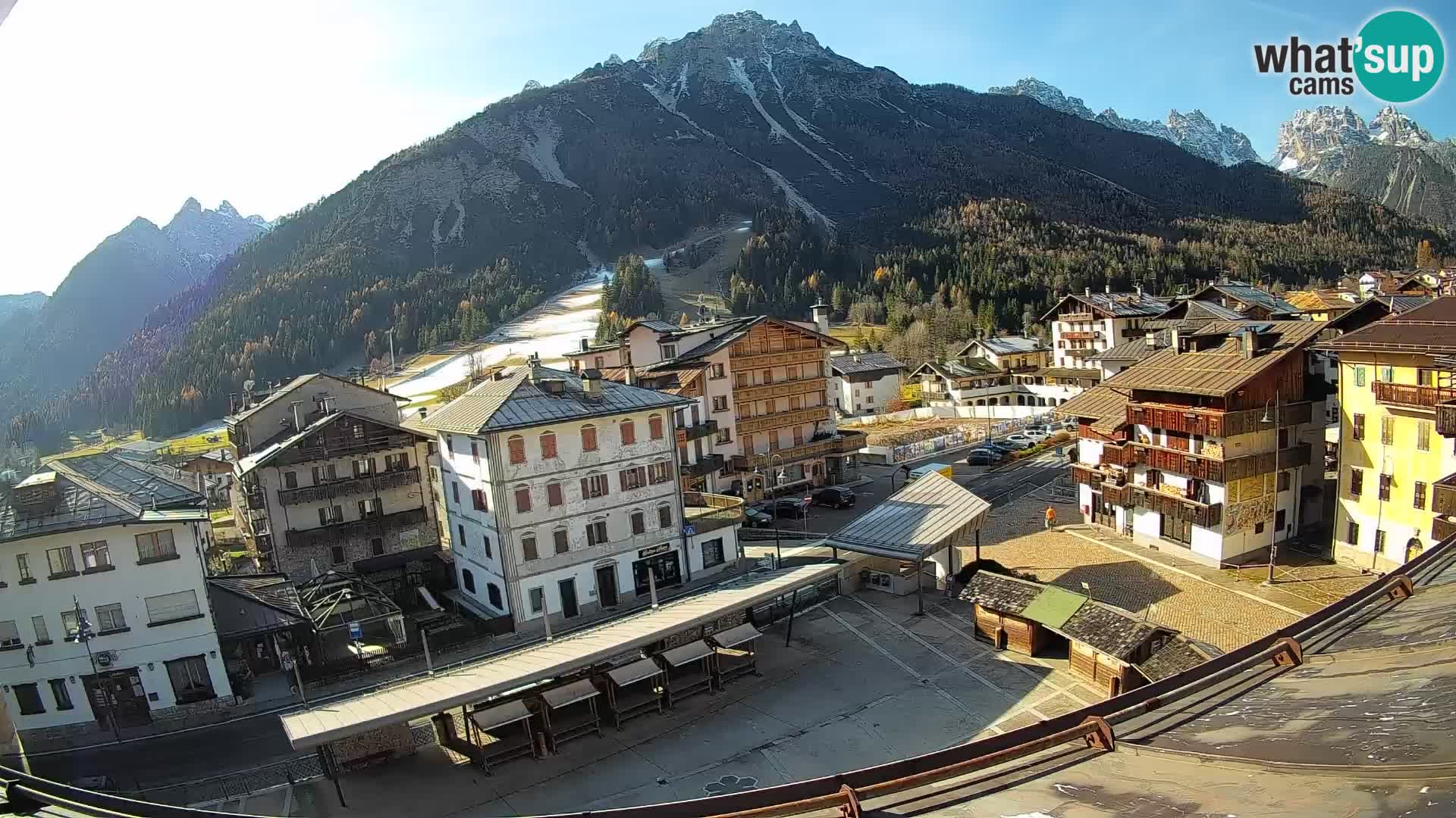 Hauptplatz von Forni di Sopra