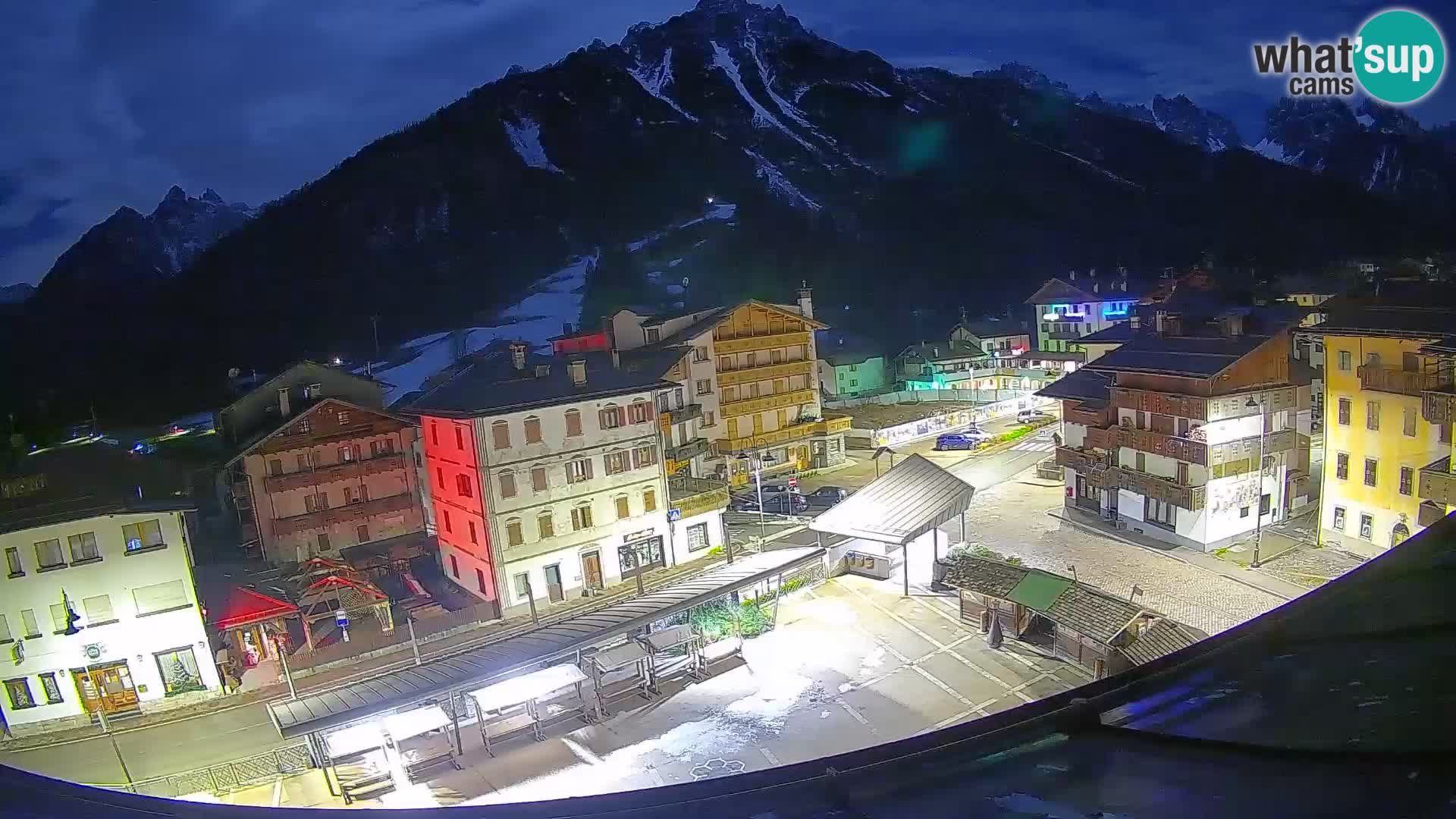 Hauptplatz von Forni di Sopra