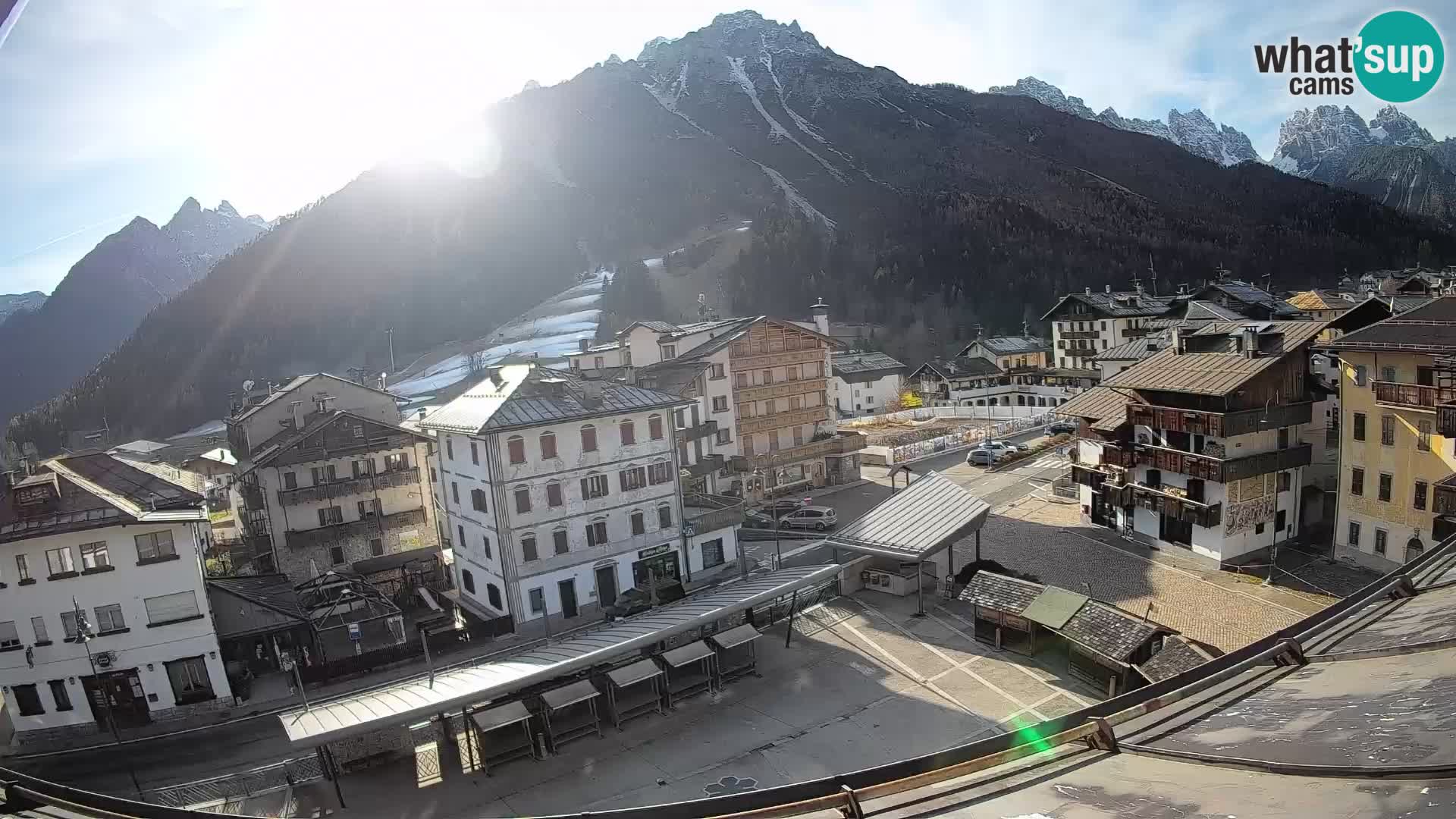 Piazza centrale di Forni di Sopra