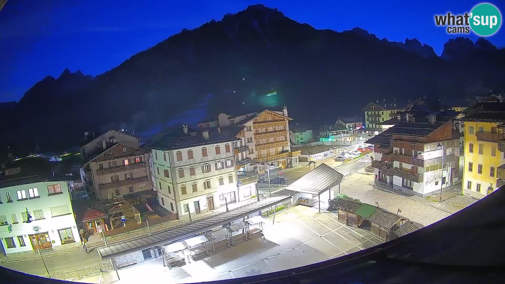 Hauptplatz von Forni di Sopra