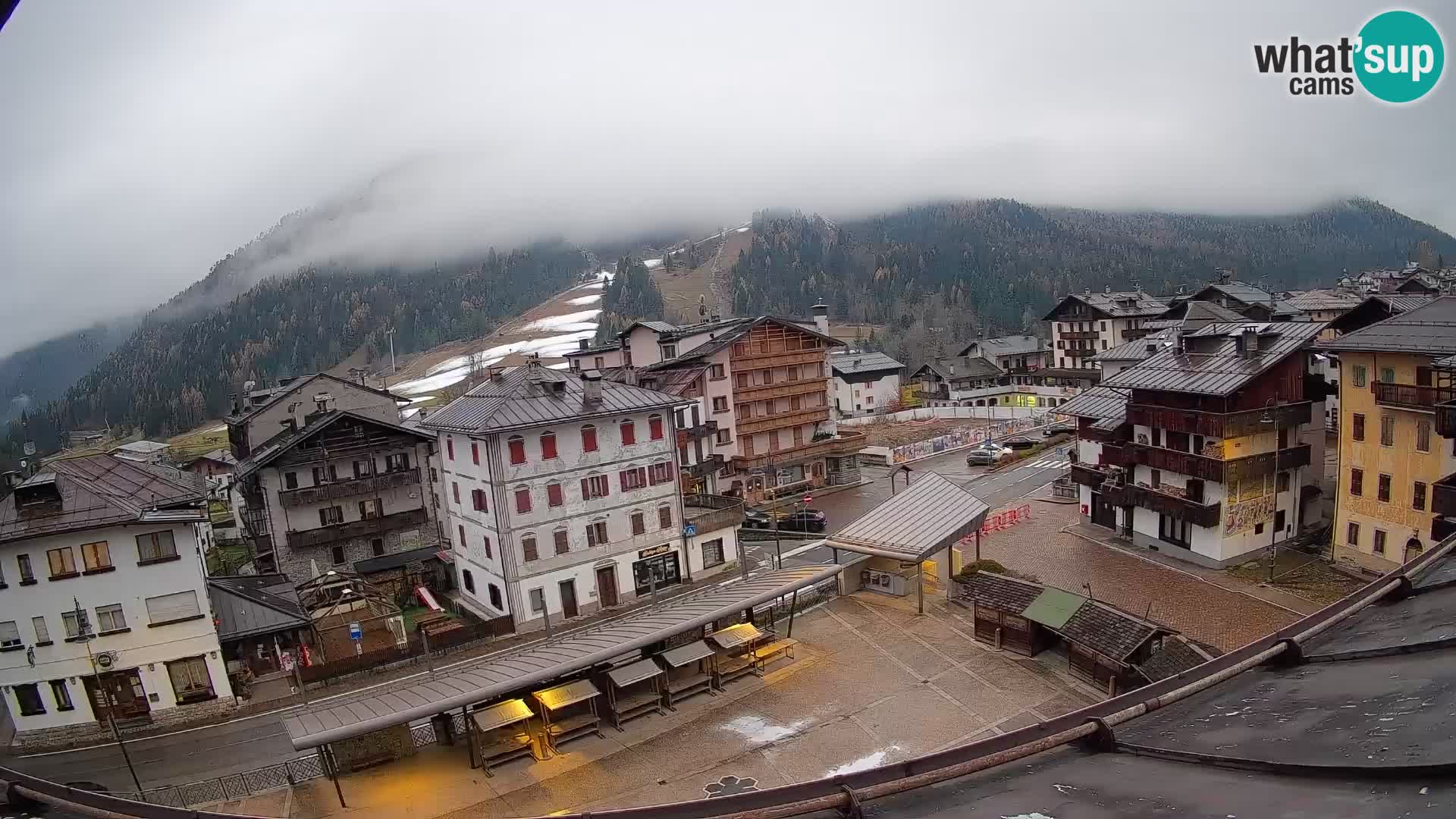 Hauptplatz von Forni di Sopra