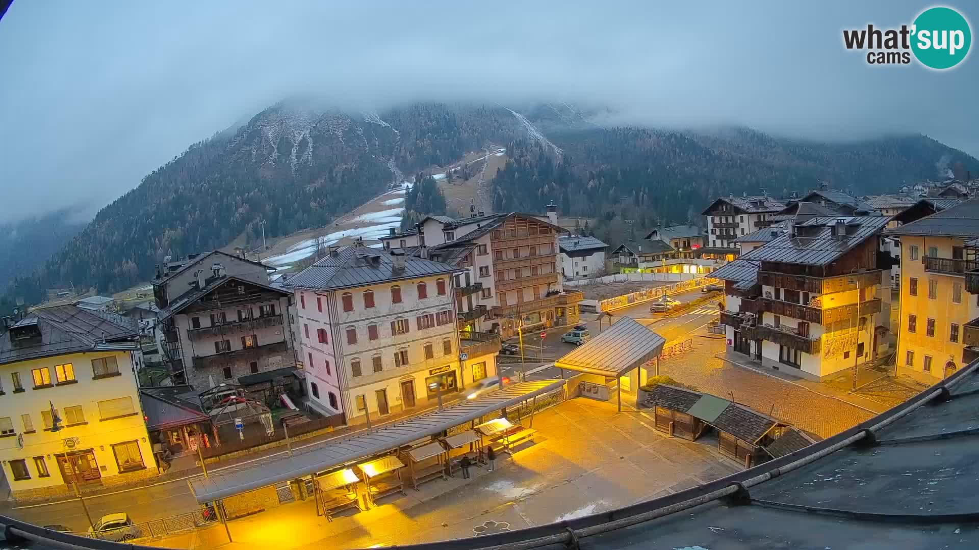 Hauptplatz von Forni di Sopra