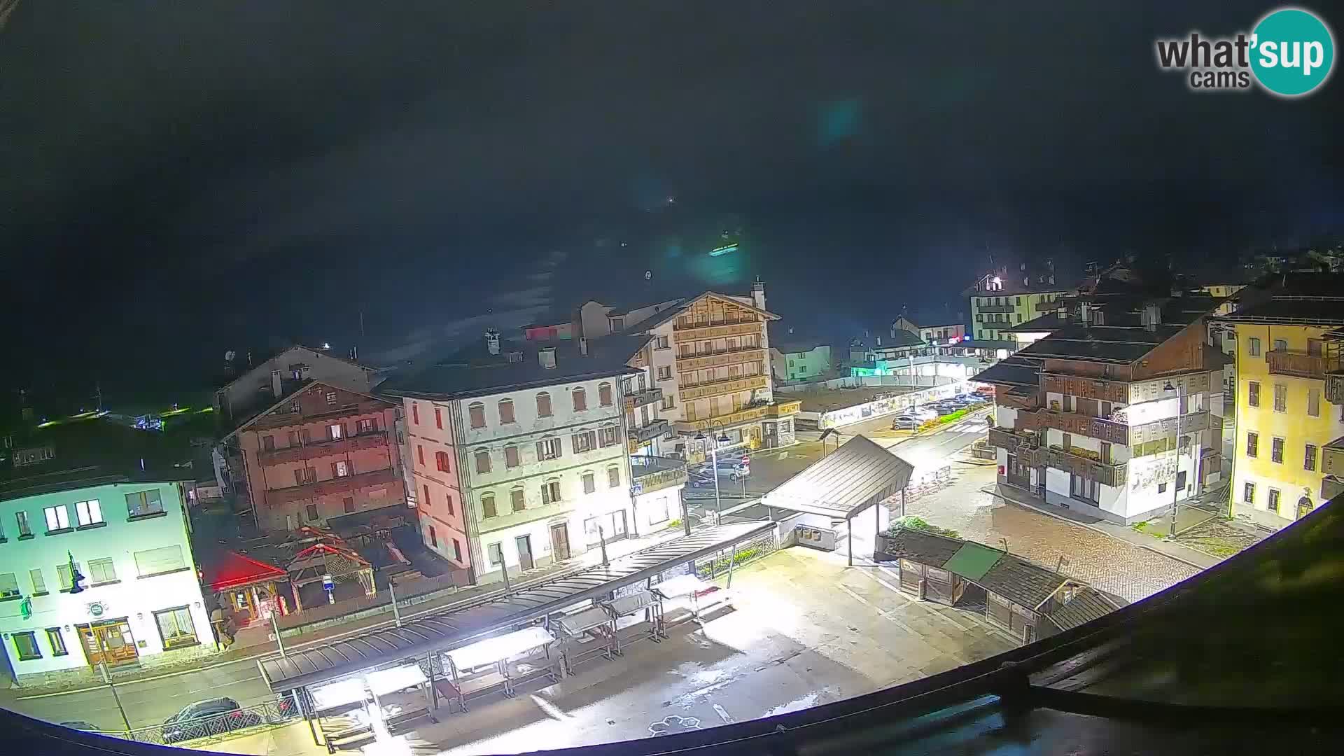 Hauptplatz von Forni di Sopra