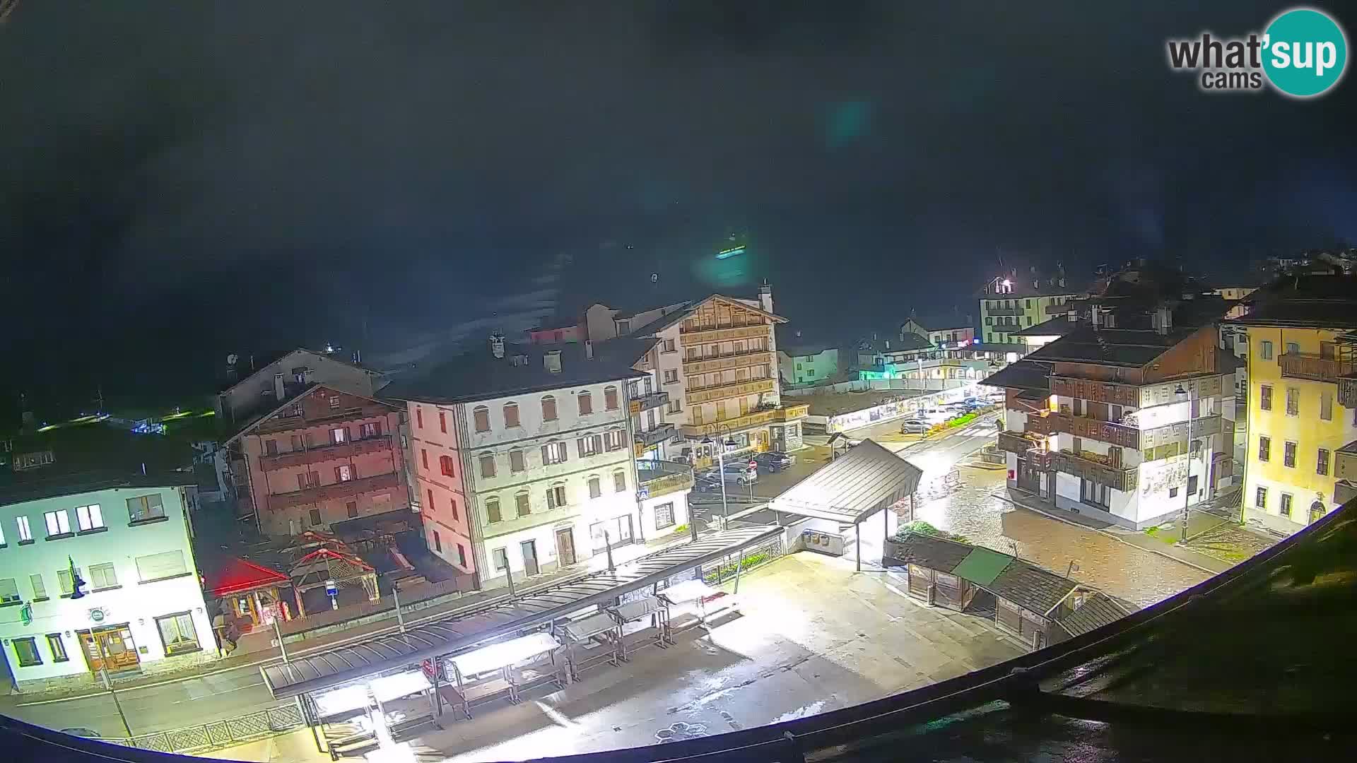 Hauptplatz von Forni di Sopra