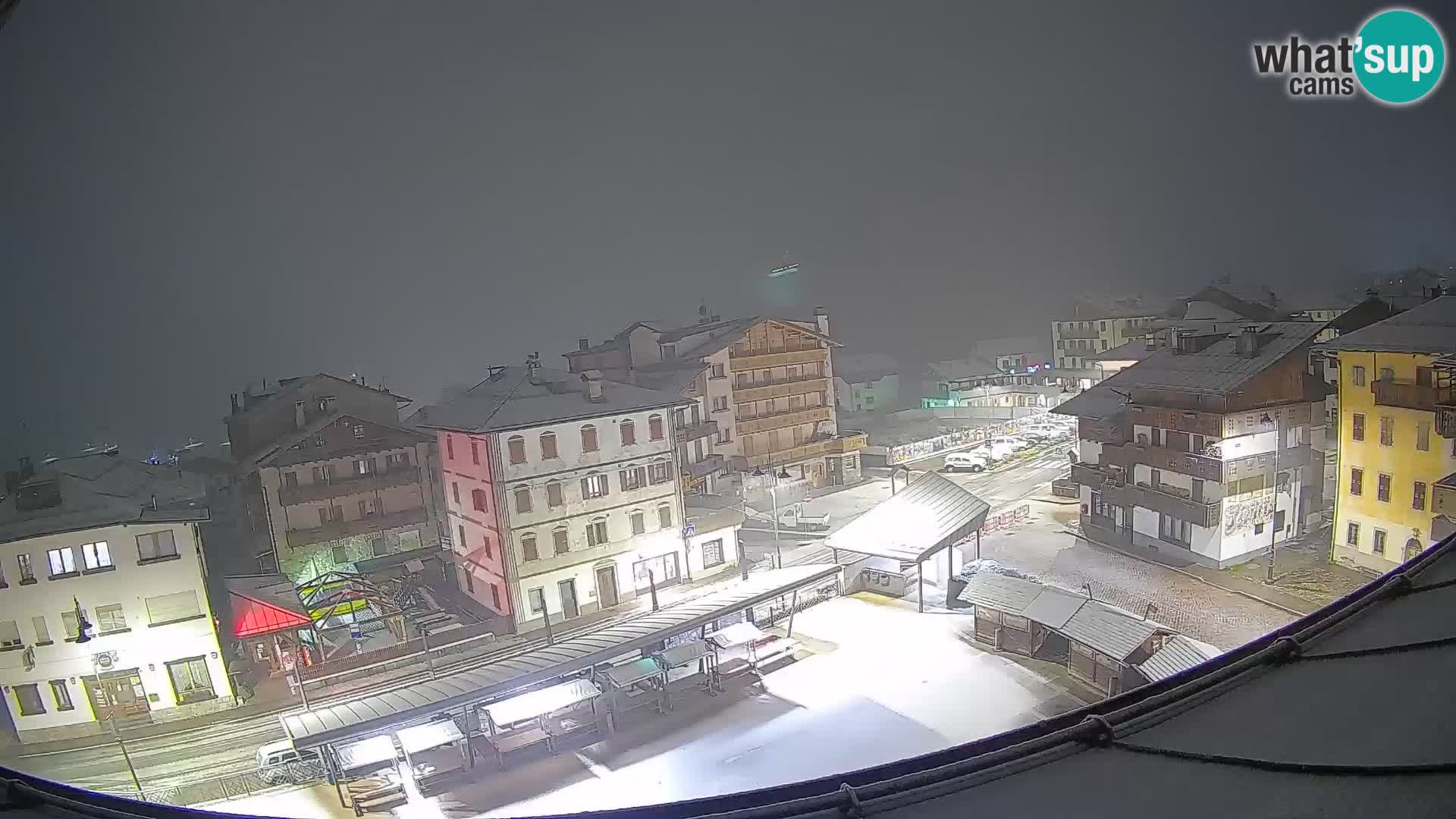 Hauptplatz von Forni di Sopra