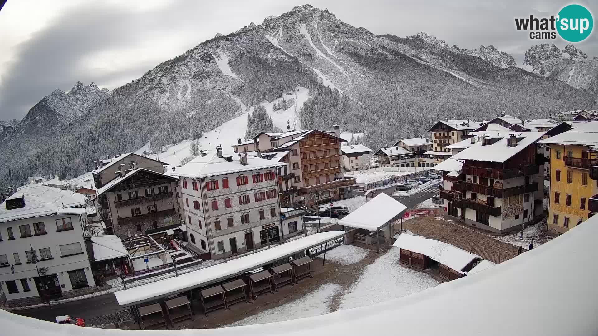 Hauptplatz von Forni di Sopra