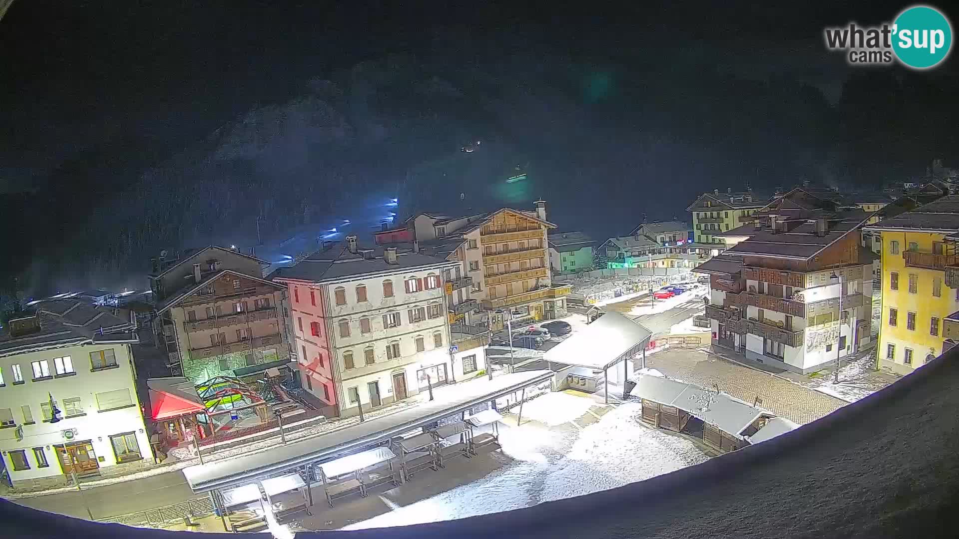 Hauptplatz von Forni di Sopra