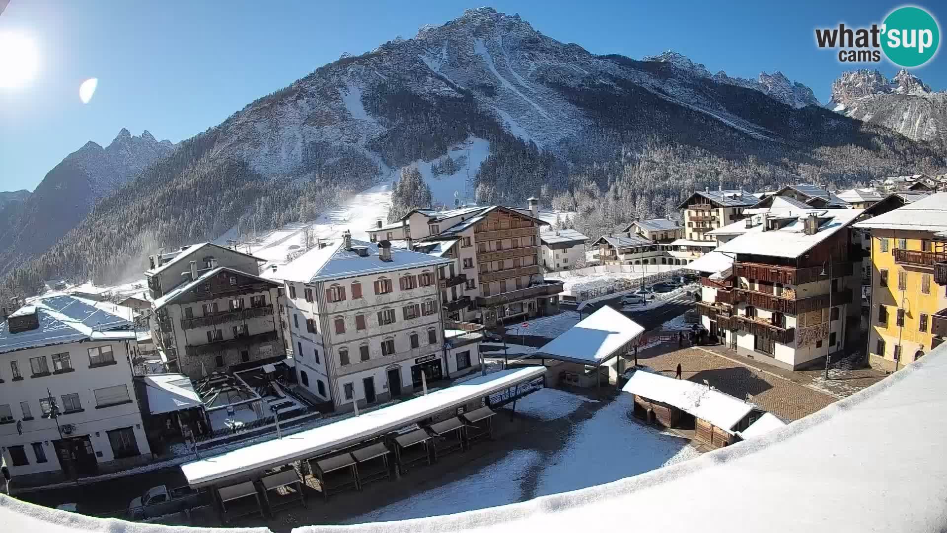 Hauptplatz von Forni di Sopra