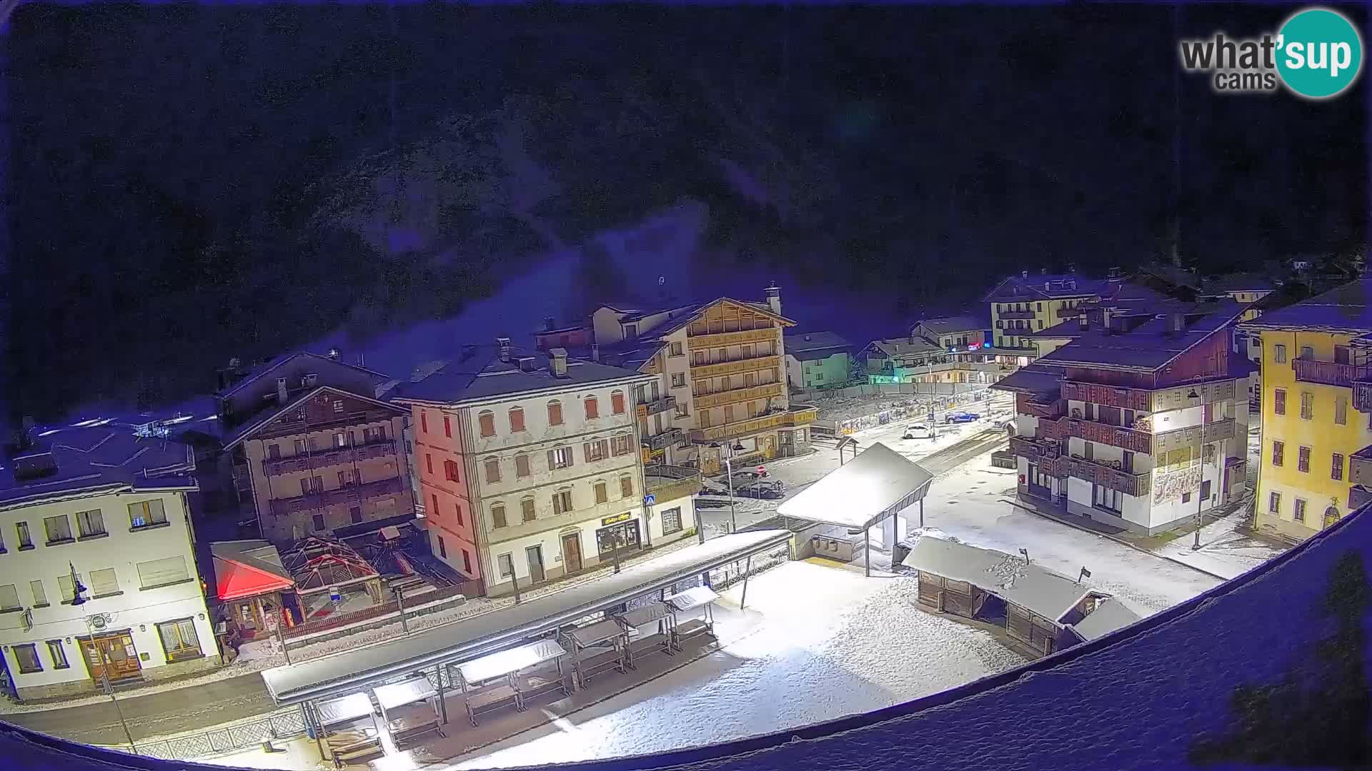 Hauptplatz von Forni di Sopra