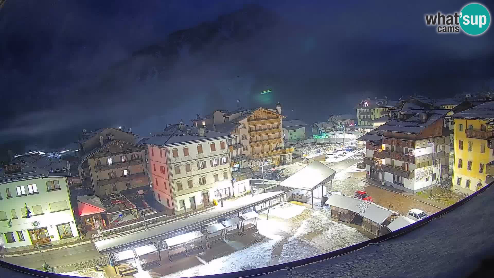 Hauptplatz von Forni di Sopra