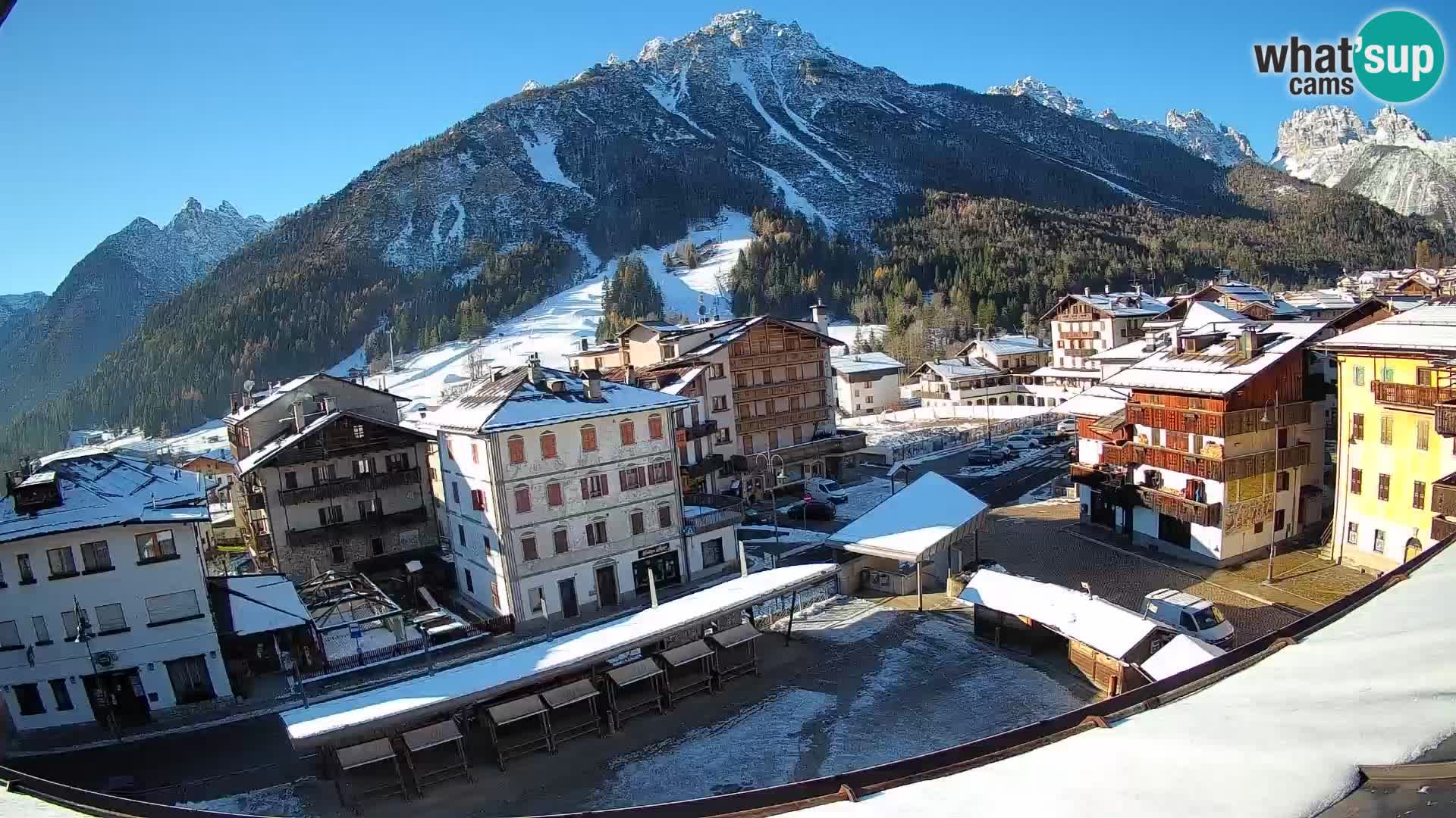 Hauptplatz von Forni di Sopra