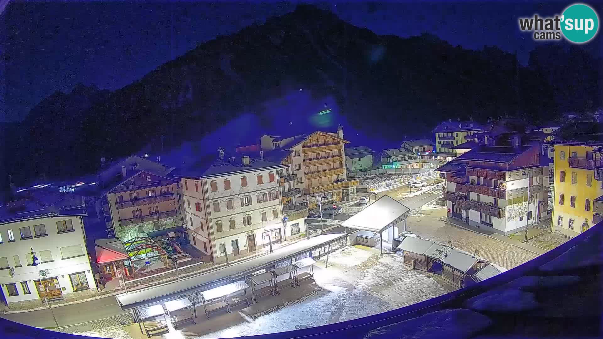 Hauptplatz von Forni di Sopra