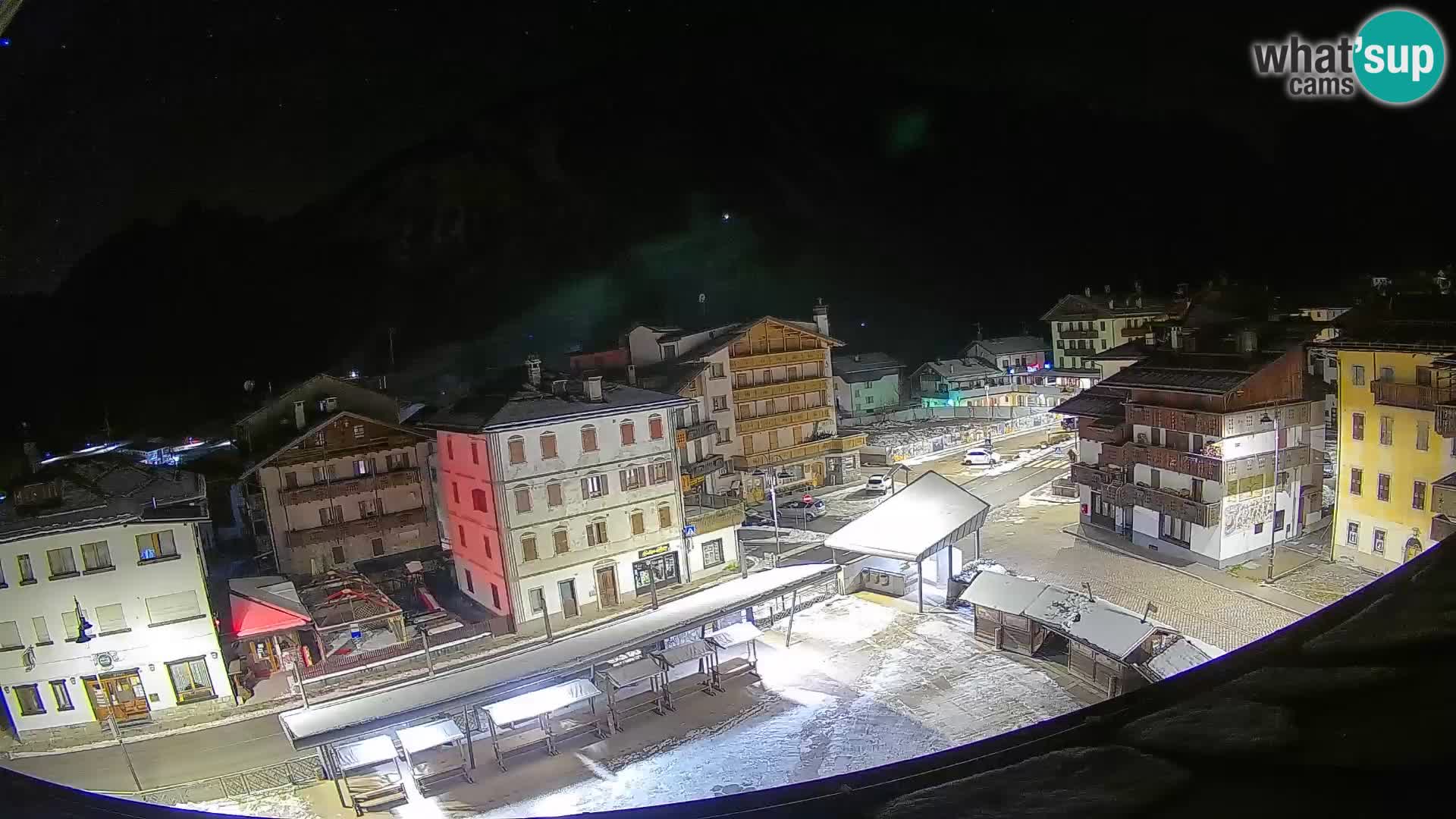 Hauptplatz von Forni di Sopra