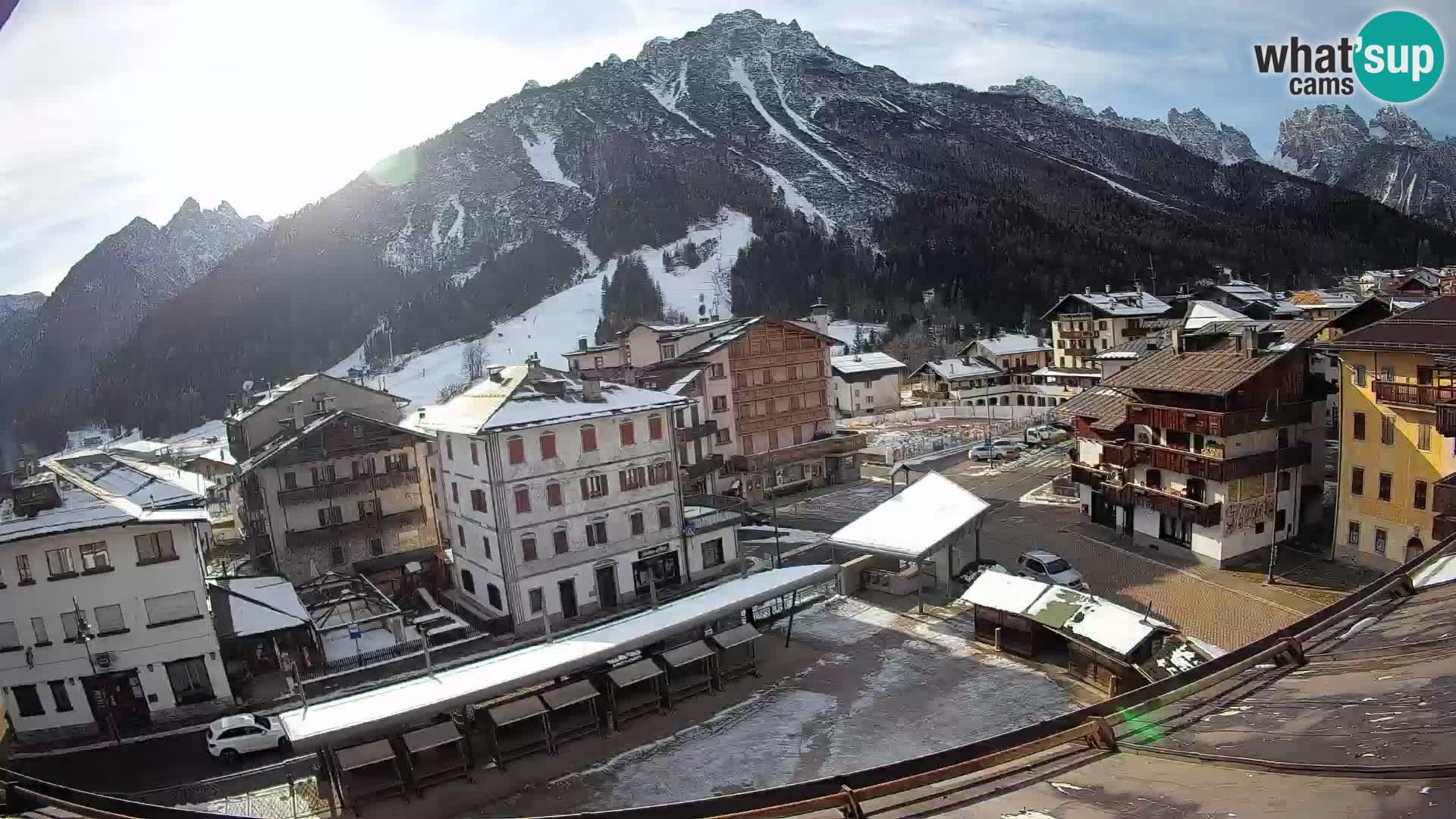 Plaza principal de Forni di Sopra