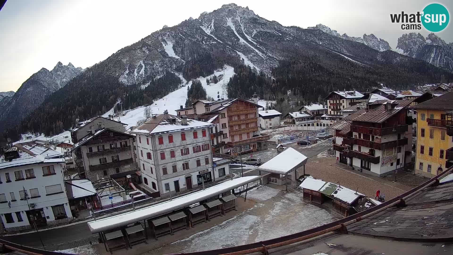 Plaza principal de Forni di Sopra