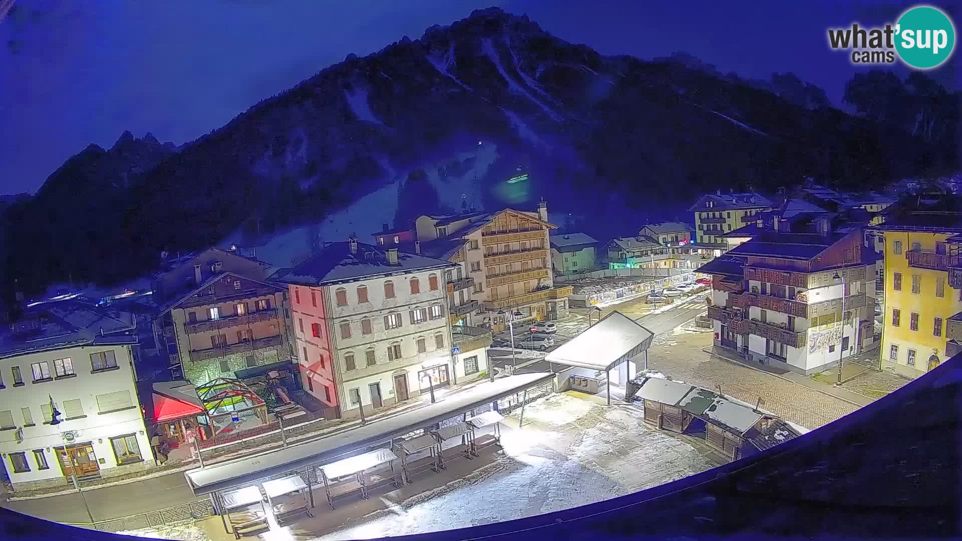 Hauptplatz von Forni di Sopra
